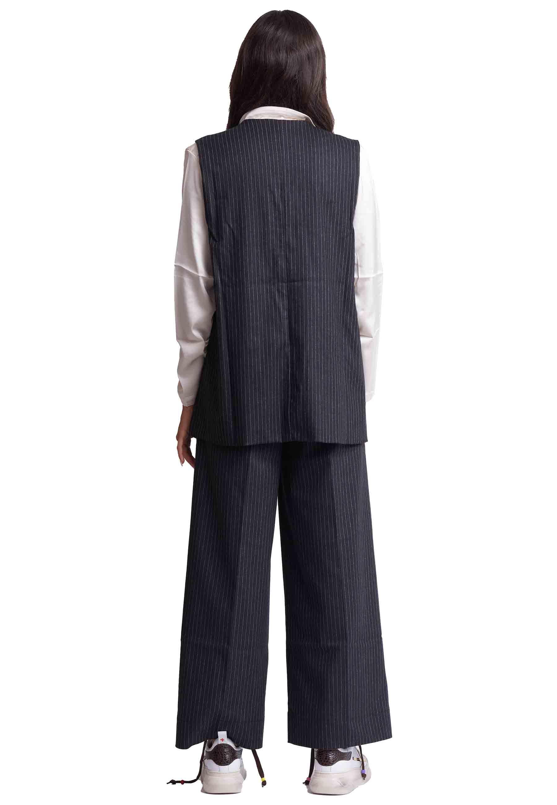 Maxi gilet donna in gessato nero monopetto BUSTA 001 TreBarraBi 