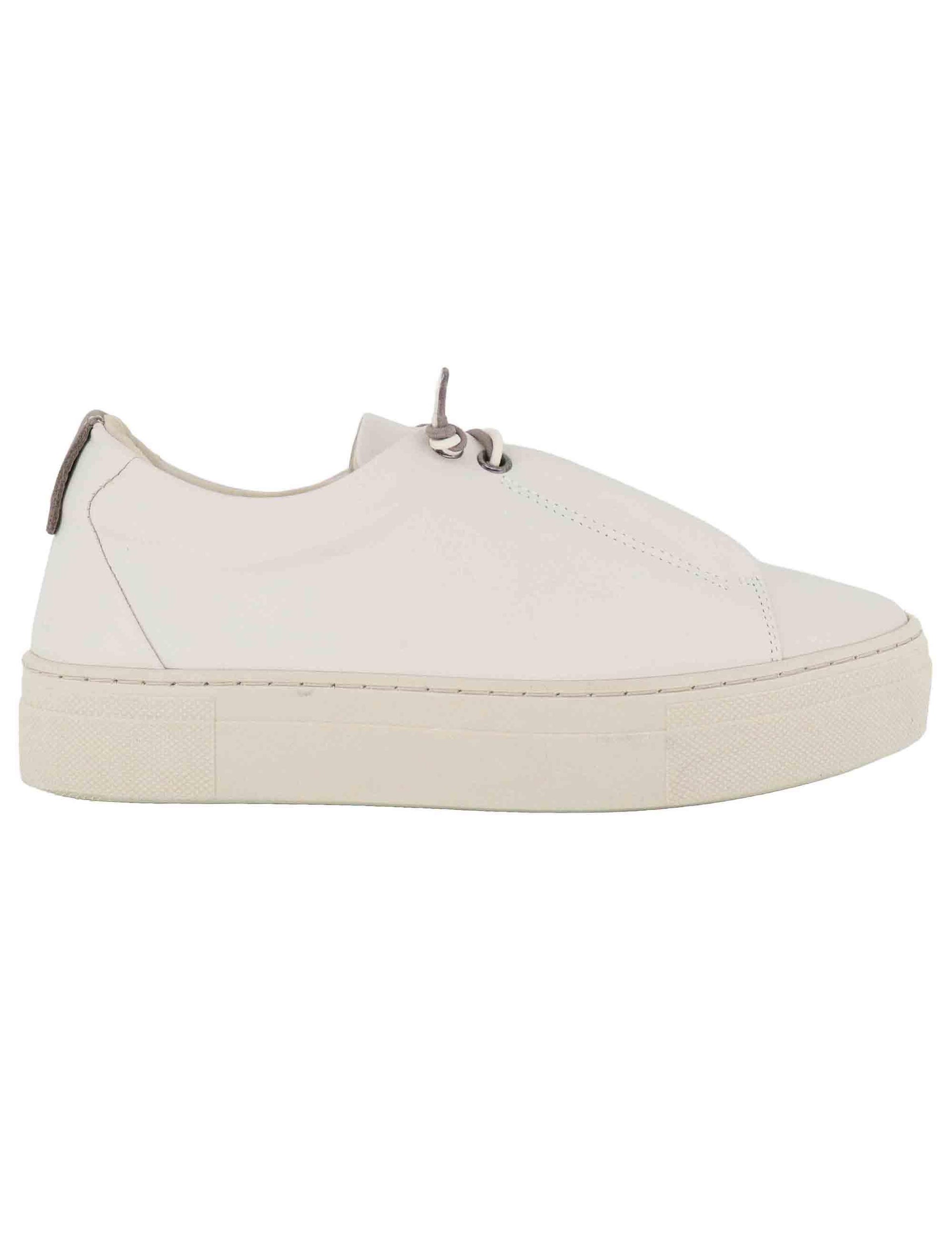 Sneakers donna in pelle off white SP56602 100 Spatarella 