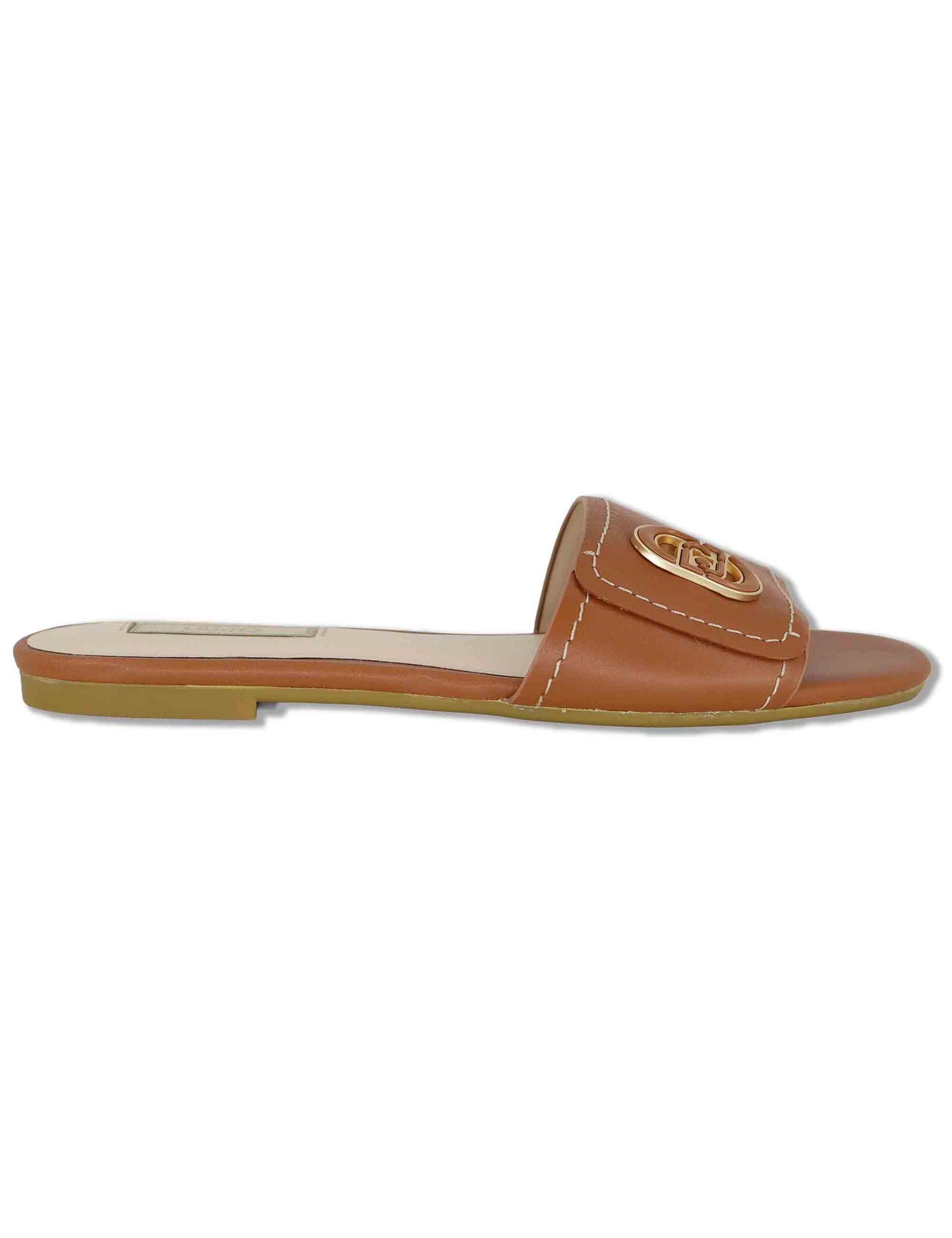 Sandali bassi donna in pelle cuoio con fibbia laterale e suola in gomma SANDY 03 SADDLE Liu-Jo 