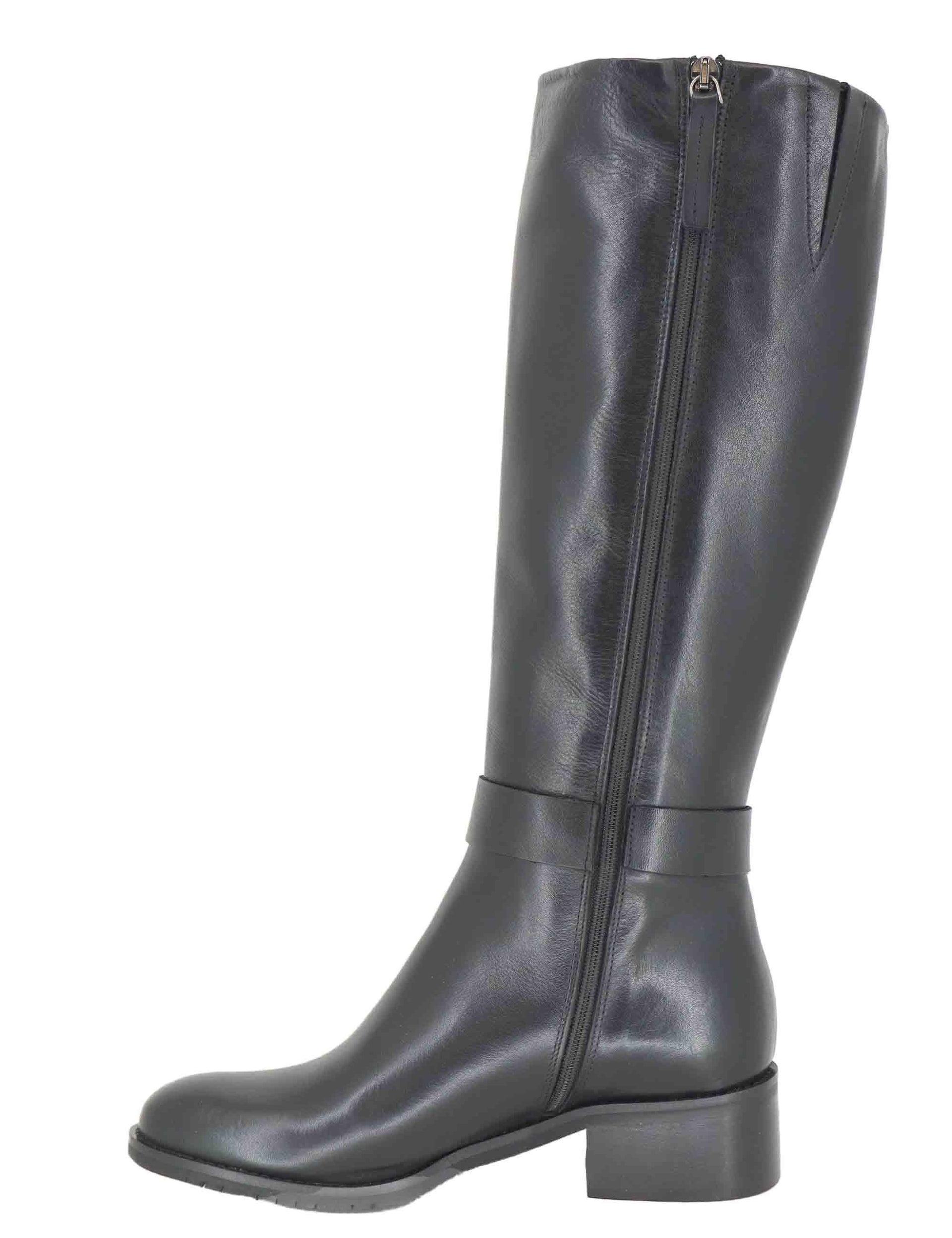 Stivali donna in pelle nera con fibbia oro laterale SPST7005 001 Spatarella 