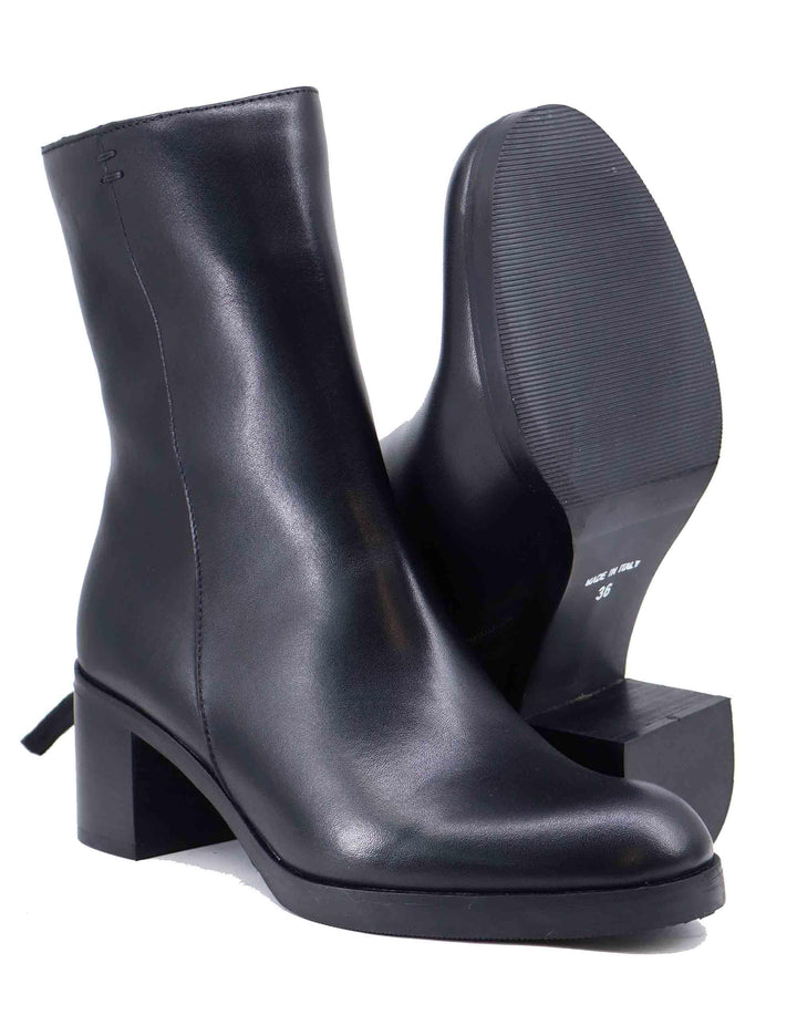 Stivaletti donna in pelle nera punta tonda SPTRPR980 001 Spatarella 