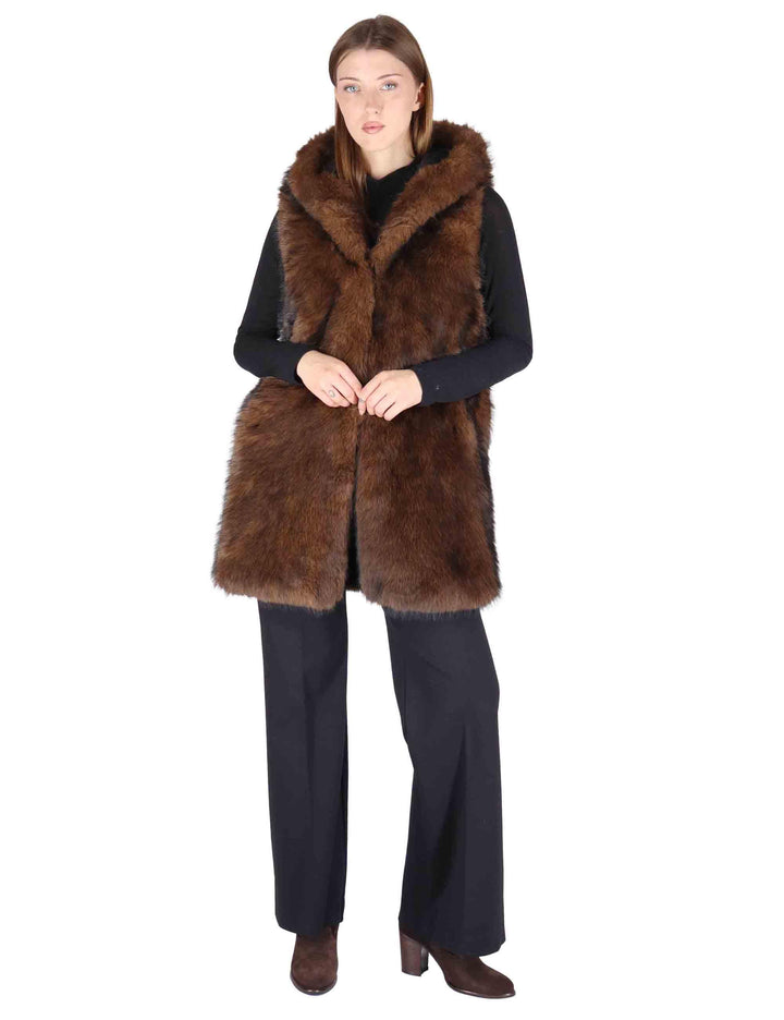 Gilet donna in eco fur marrone con cappuccio effetto pelliccia SP25296 DARK BROWN Spatarella 