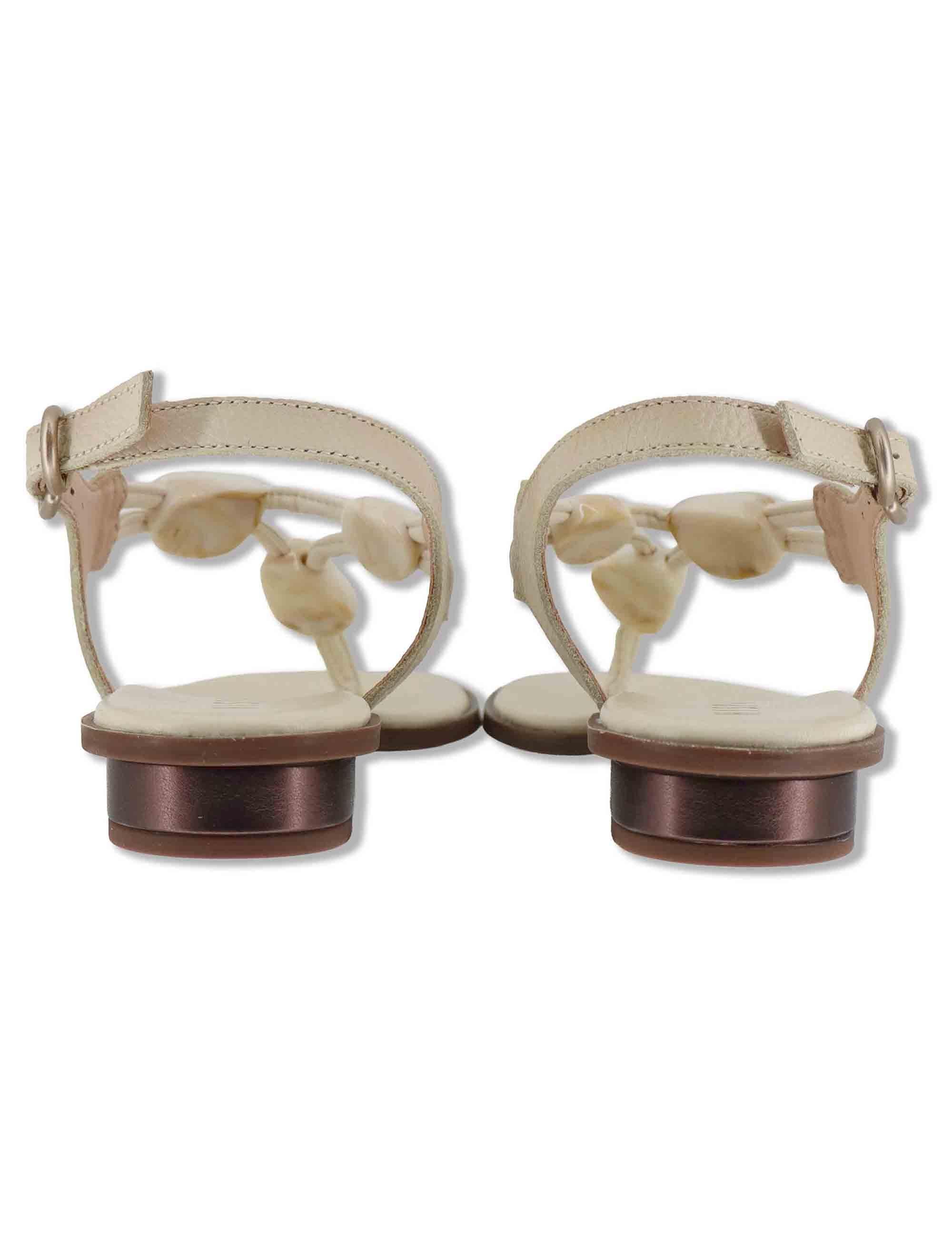 Sandali flat infradito donna in pelle off white con pietre e cinturino alla caviglia HV264785 BUTTER Hispanitas 
