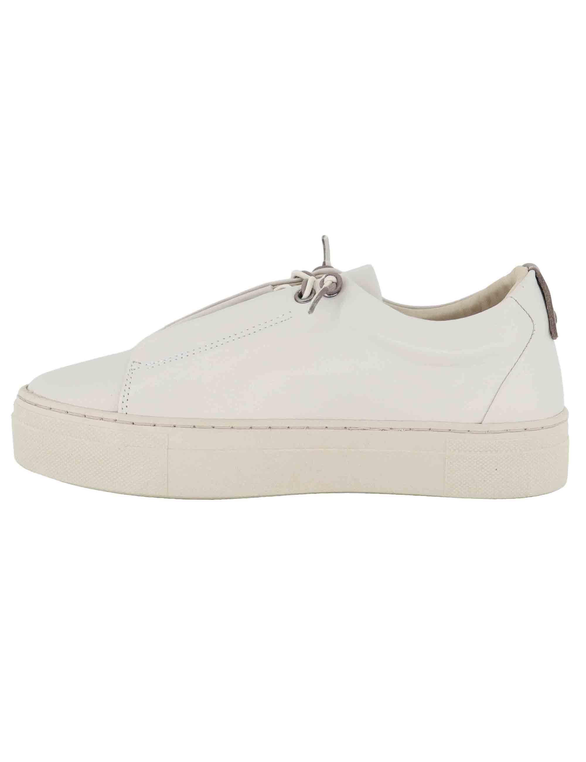 Sneakers donna in pelle off white SP56602 100 Spatarella 