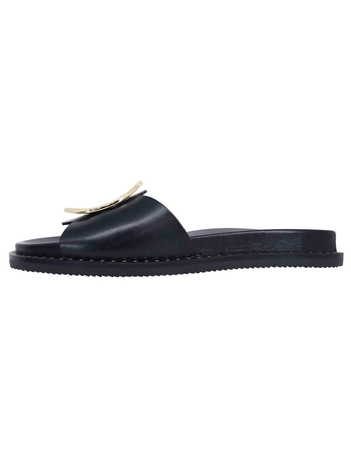 Sandali donna flat in pelle nera con fussbett e fibbia in oro K652 001 Kotris 