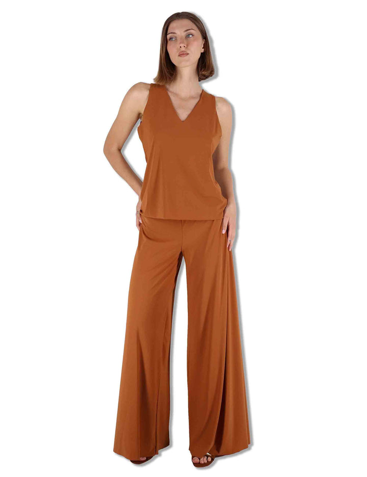 Top donna Soft Jersey in cammello con scollo a V e giromaniche JP556470210 41008 Maliparmi 