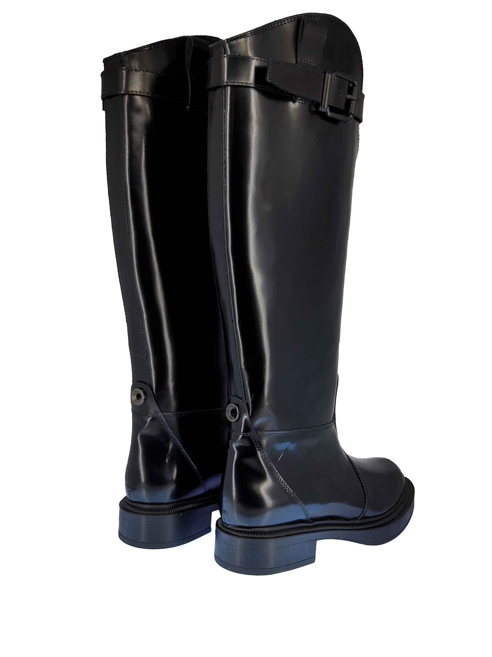 Calzature Donna Stivali Cavallerizza in Pelle Nera Lucida con Cinturino e Fondo in Gomma in Tinta 02150 001 Janet & Janet 