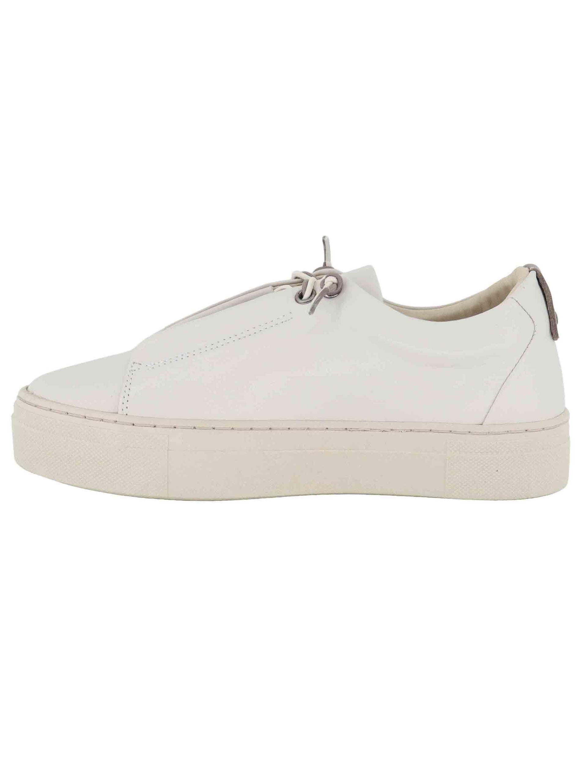 Sneakers donna in pelle off white SP56602 100 Spatarella 