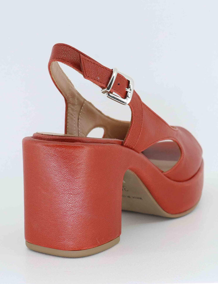 Sandali slingback donna in pelle rossa con zeppa 3020 3 Gianmarco Sorelli 