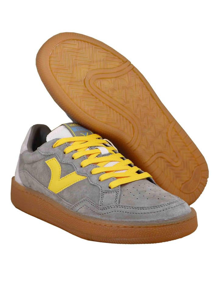 Sneakers uomo in camoscio verde con ripoti in contrasto 8806107 Kaki Victoria 