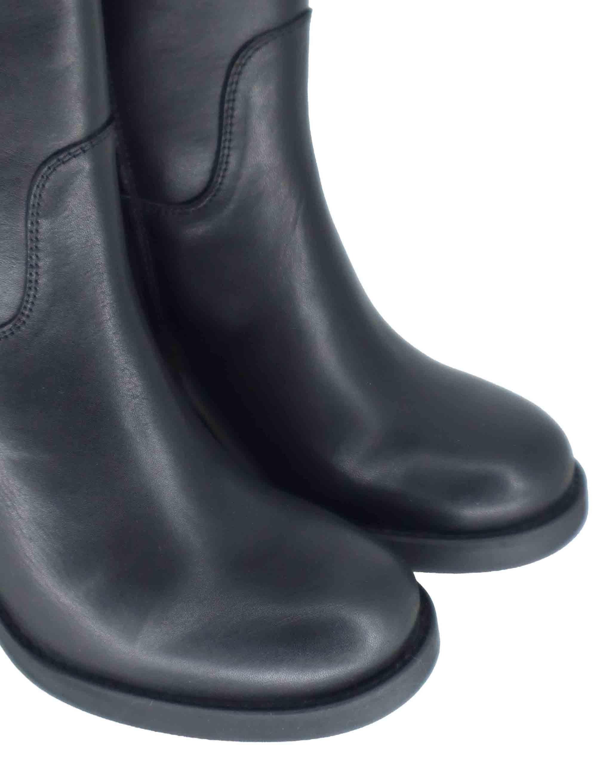 Stivali donna in pelle nera con tacco alto e punta tonda SP56213 001 Spatarella 