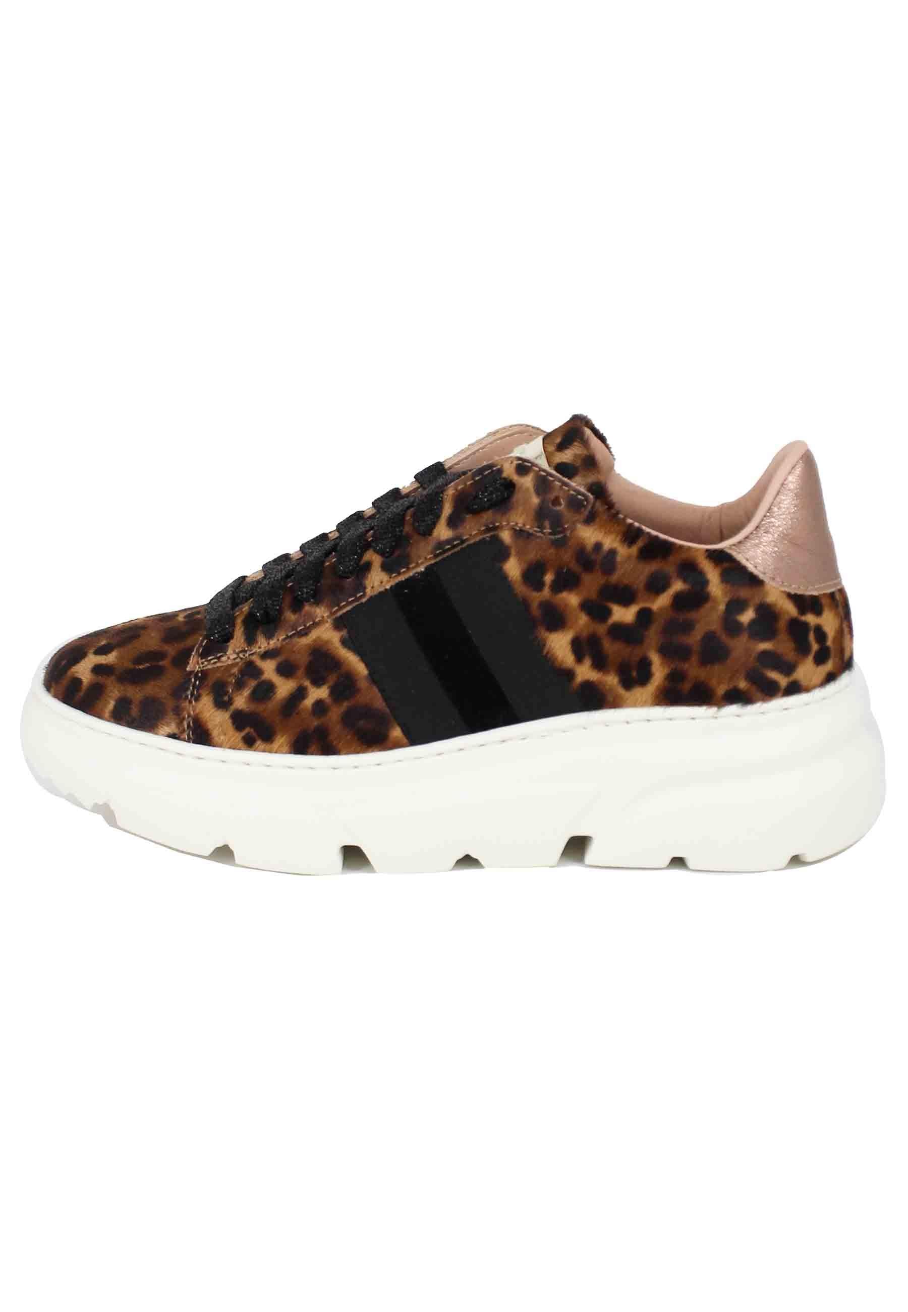 Sneakers da donna in pelle maculata 758-D 500 Stokton 