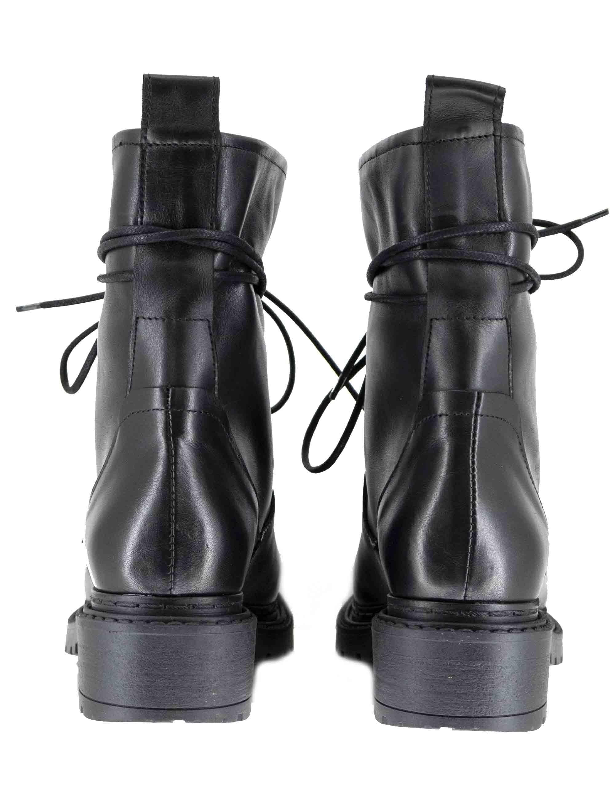 Stivaletti donna in pelle nera con doppo giro lacci alla caviglia SPMA2149 001 Spatarella 