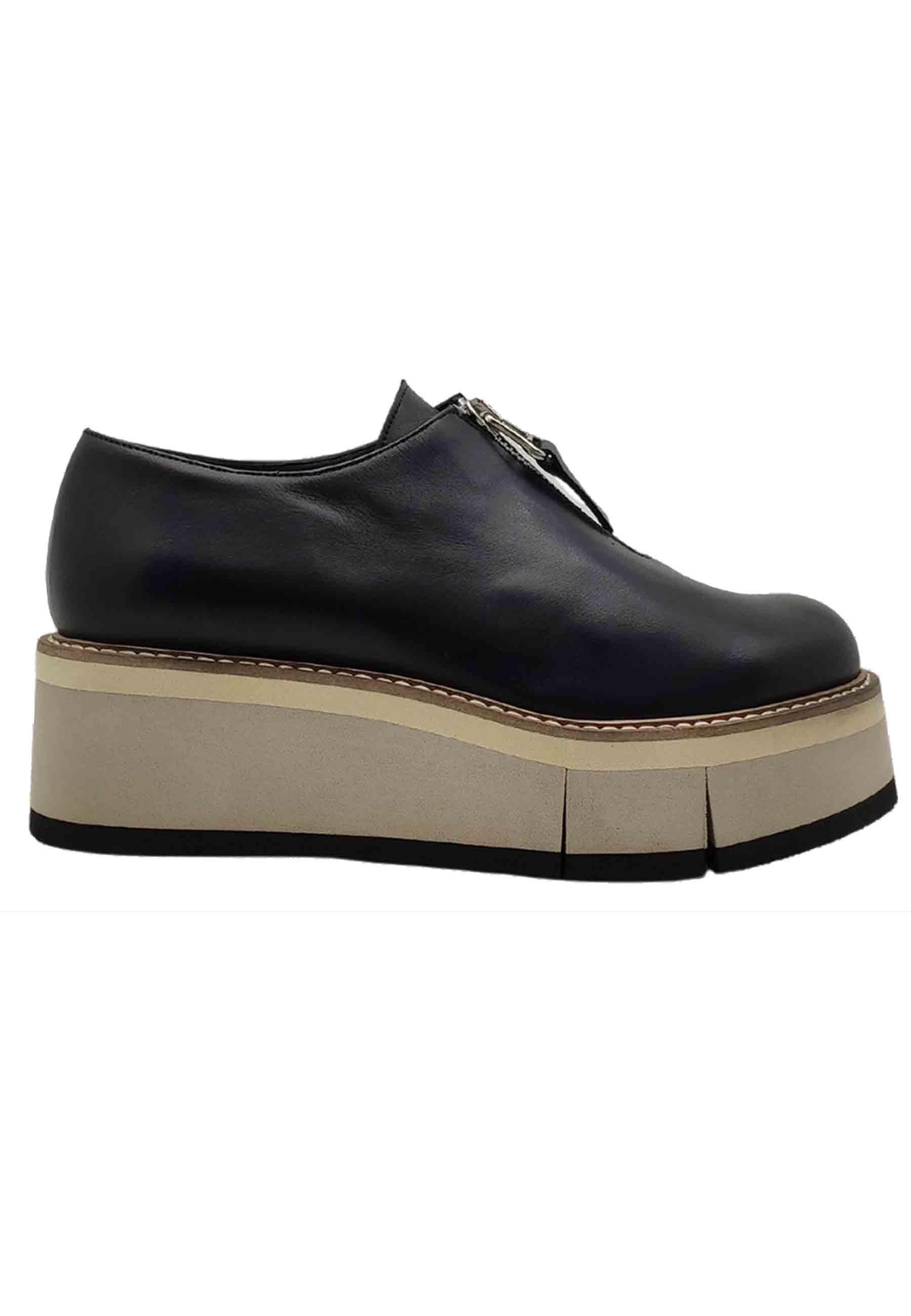 Calzature Donna Sneakers In Pelle Nera Con Zip Sul Davanti e Zeppa Color Miele P26 NERO Tattoo 