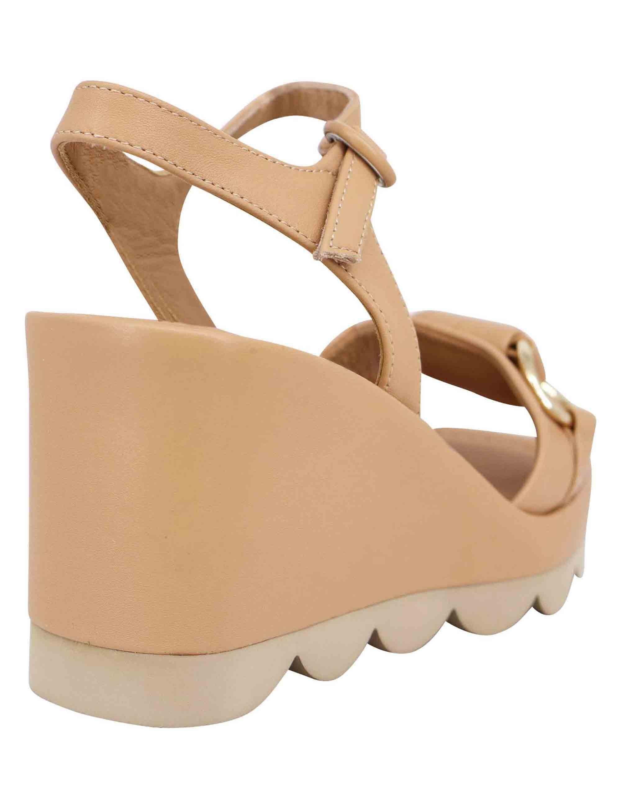 Sandali donna in pelle beige con zeppa alta e cinturino alla caviglia BH3405X 014 Bruno Premi 