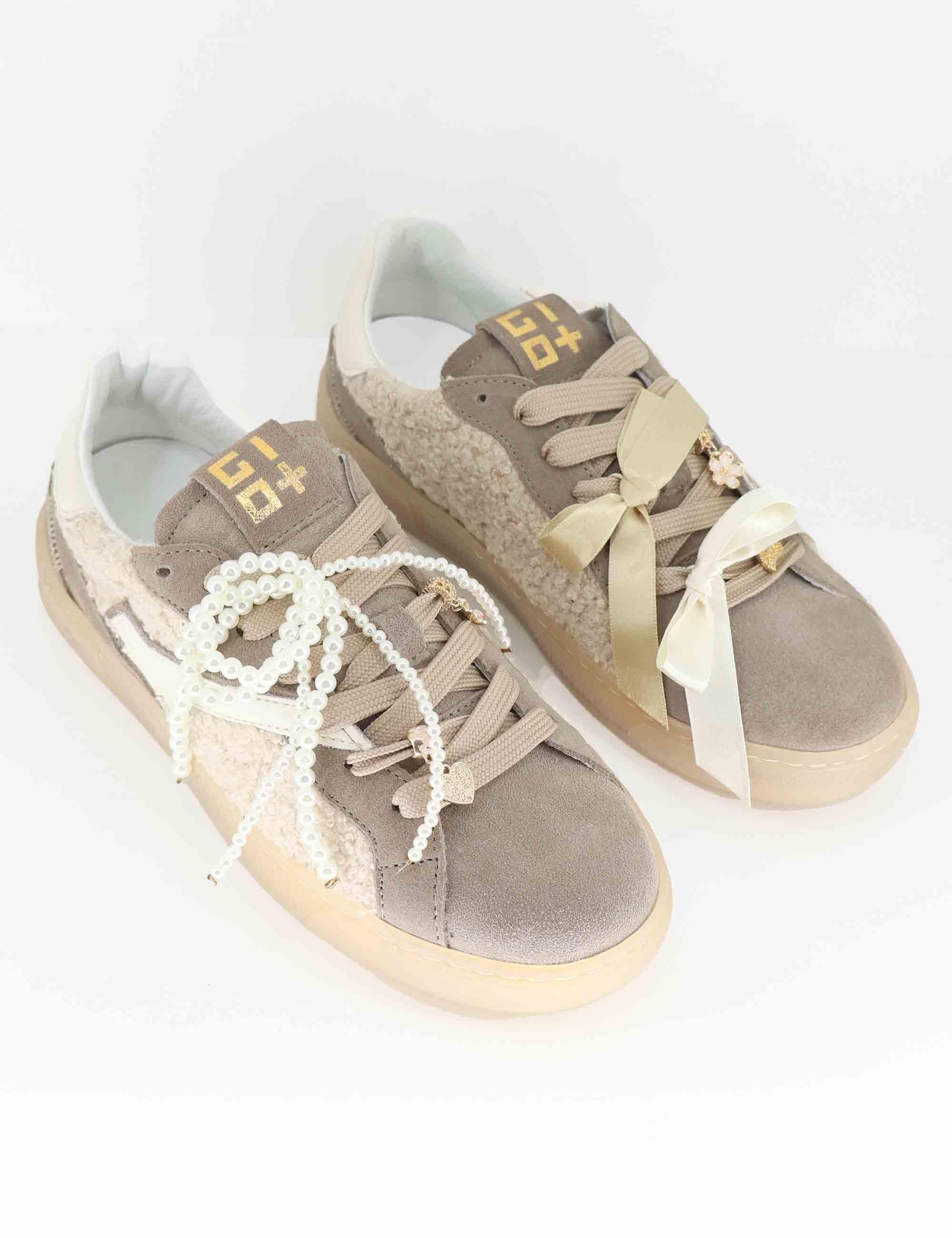 Sneakers donna in pelle e camoscio beige con charms BLUE 30A Gio + 