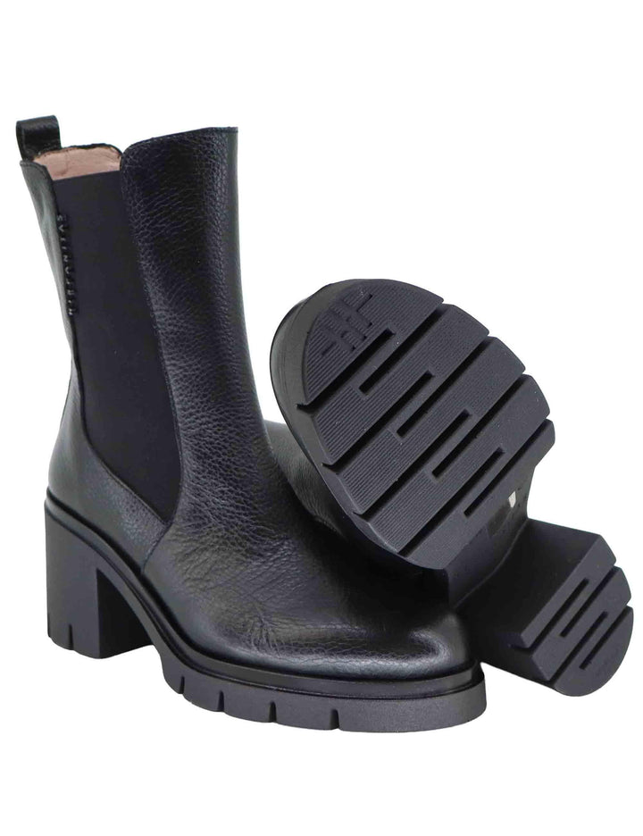 Stivaletti donna in pelle nera con suola carrarmato HI254313 C002 Hispanitas 