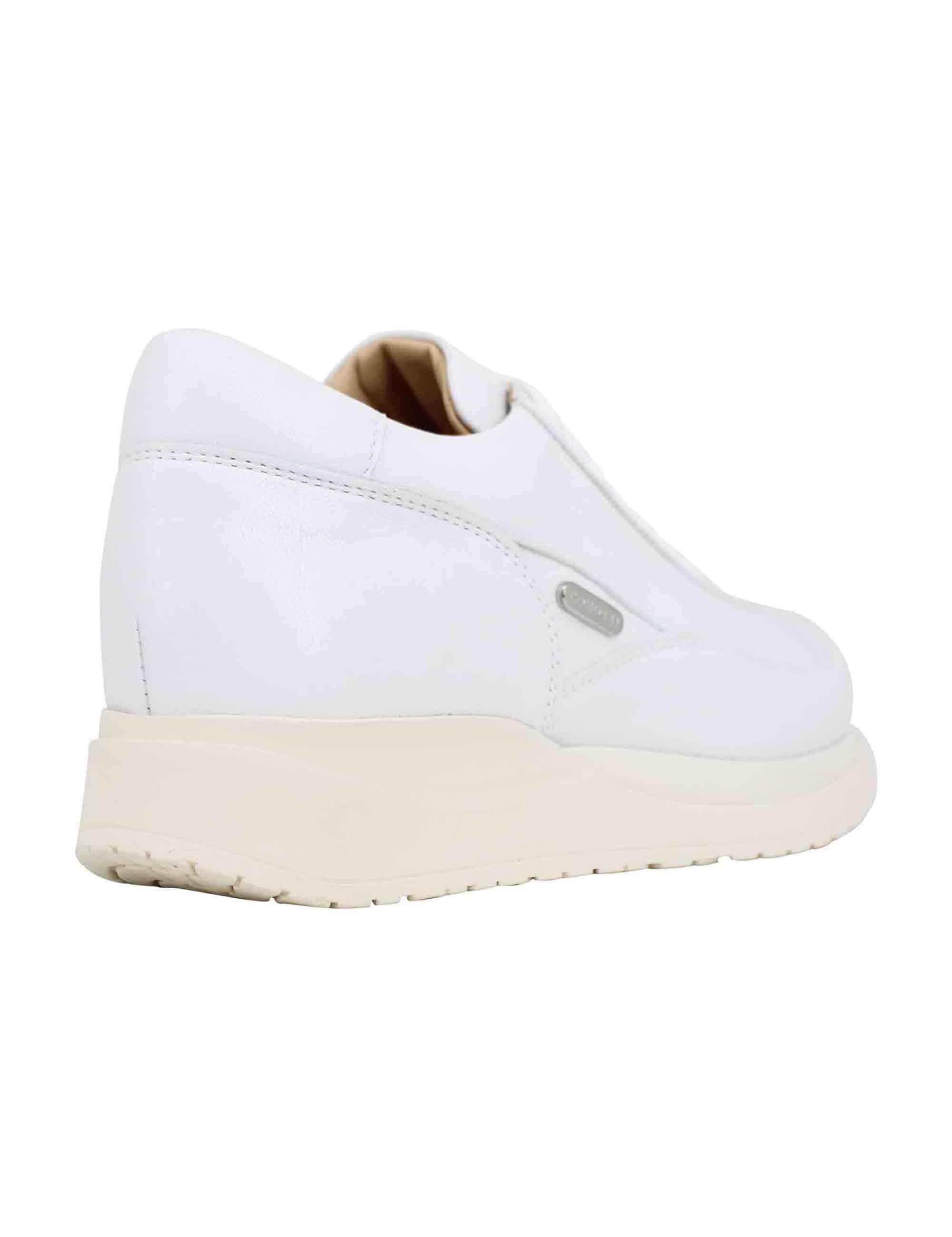 Sneakers donna in pelle laminata bianca GD65700W 1 Cesare Paciotti 
