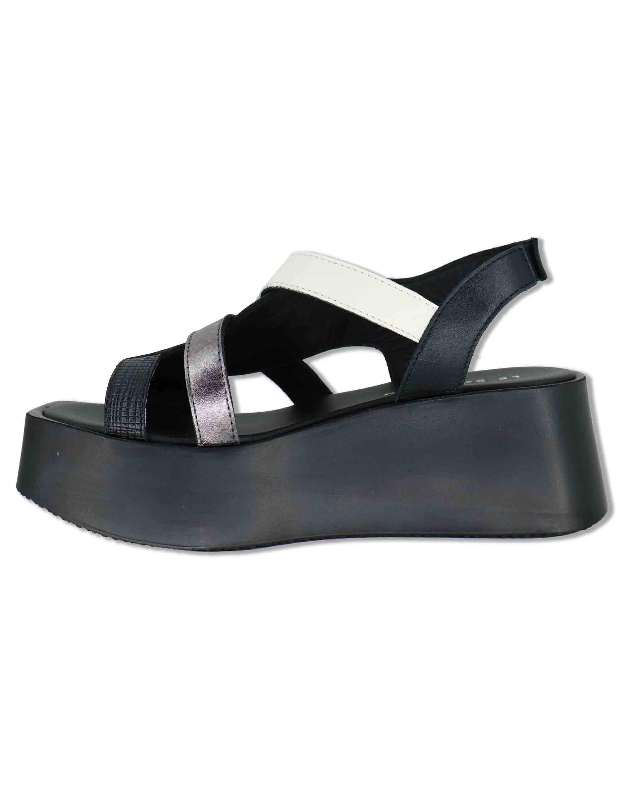 Sandali donna in pelle nera con incroci e zeppa in gomma leggera ZE14 2 Le Bohemien 