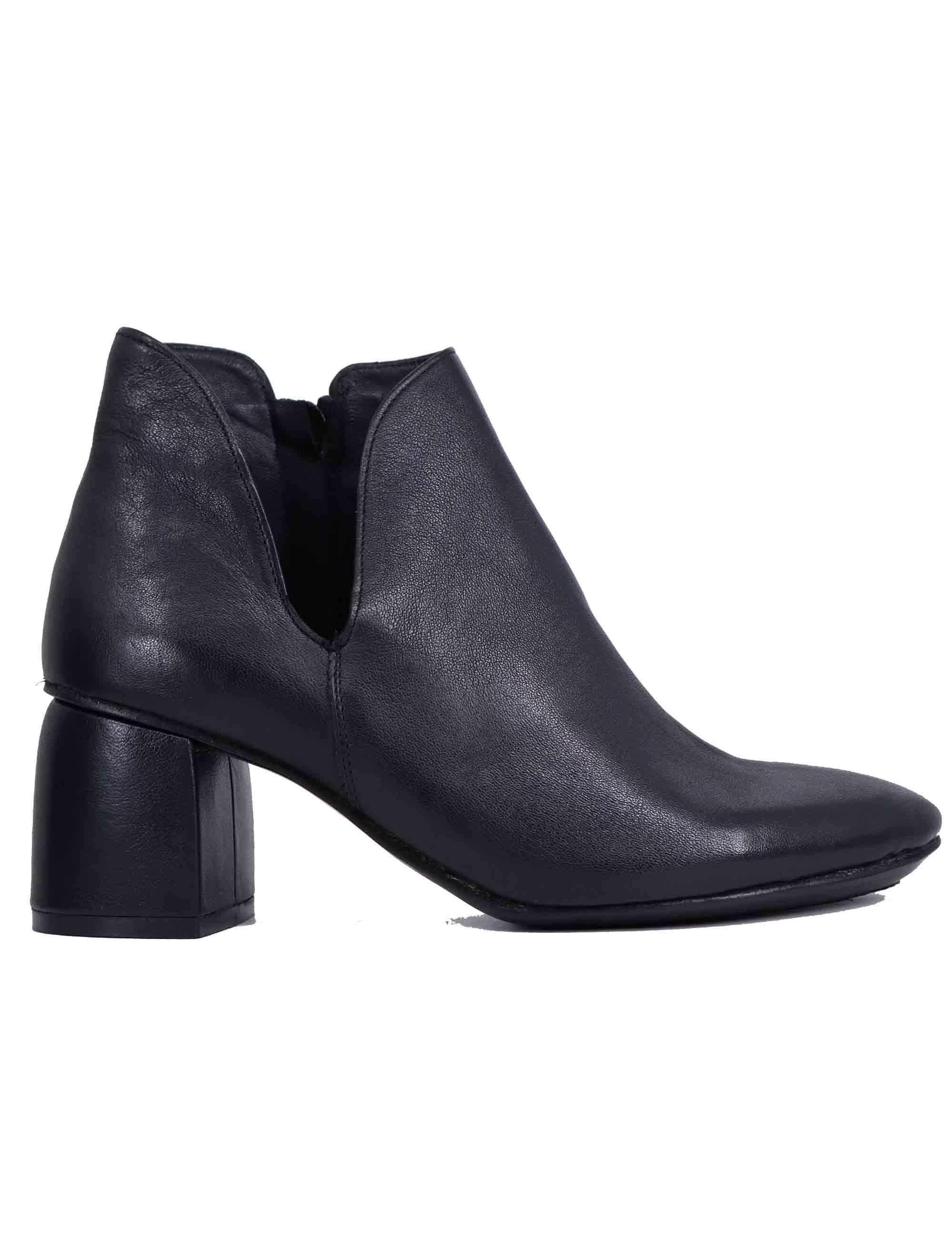 Stivaletti donna in pelle nera 124900 001 Kudetà 