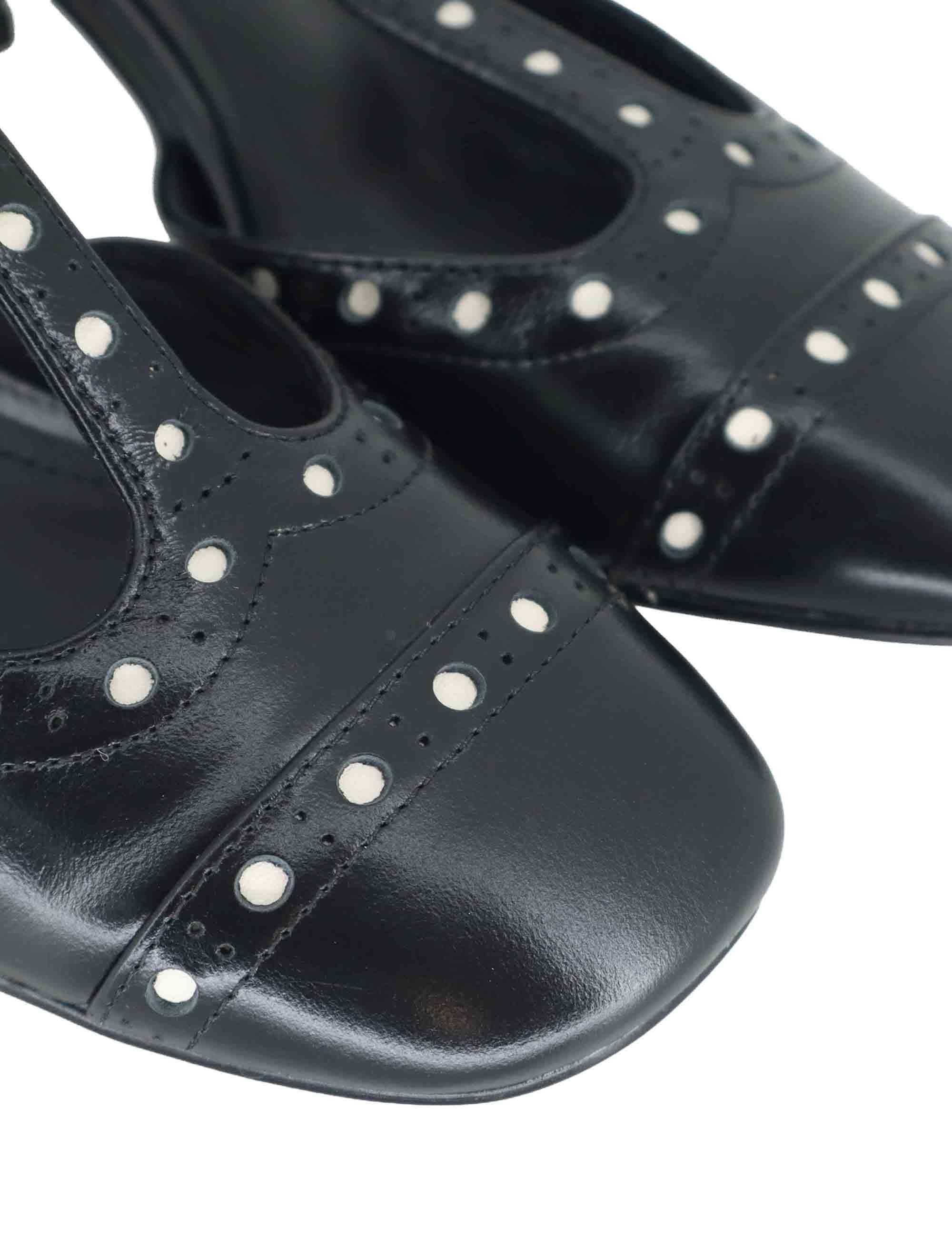 Mary Jane donna in pelle nera con impunture e cinturino regolabile 589Z12VK 03 Bibi Lou 