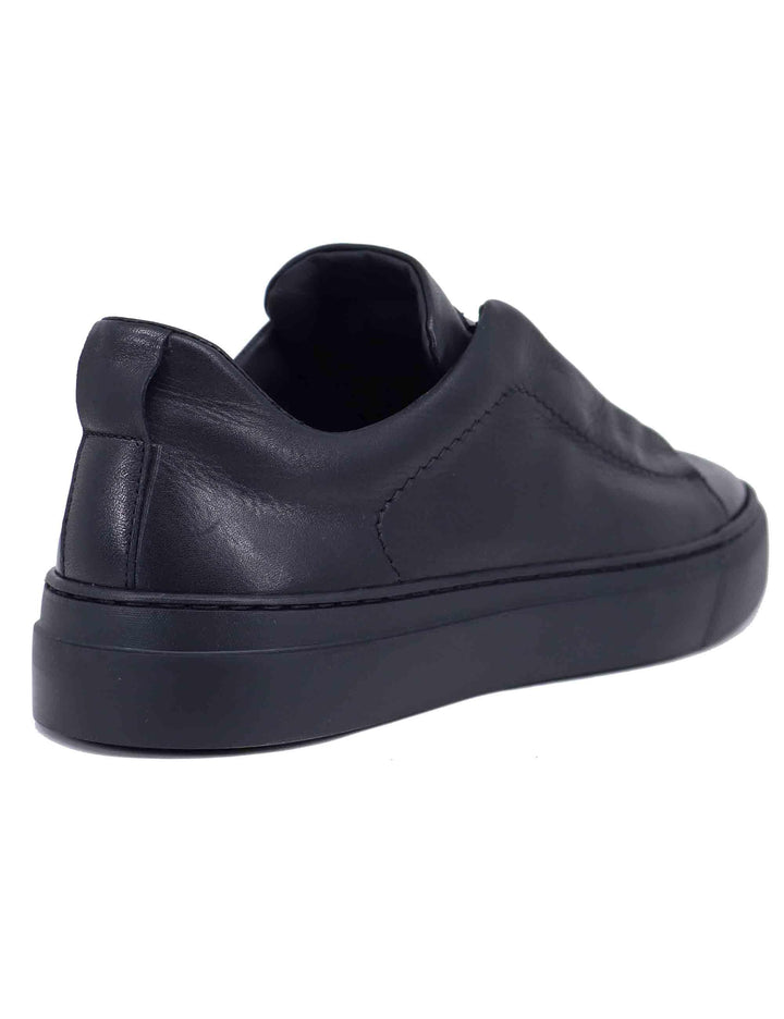 Sneakers uomo in pelle nera con elastici SP8460 001 Spatarella 