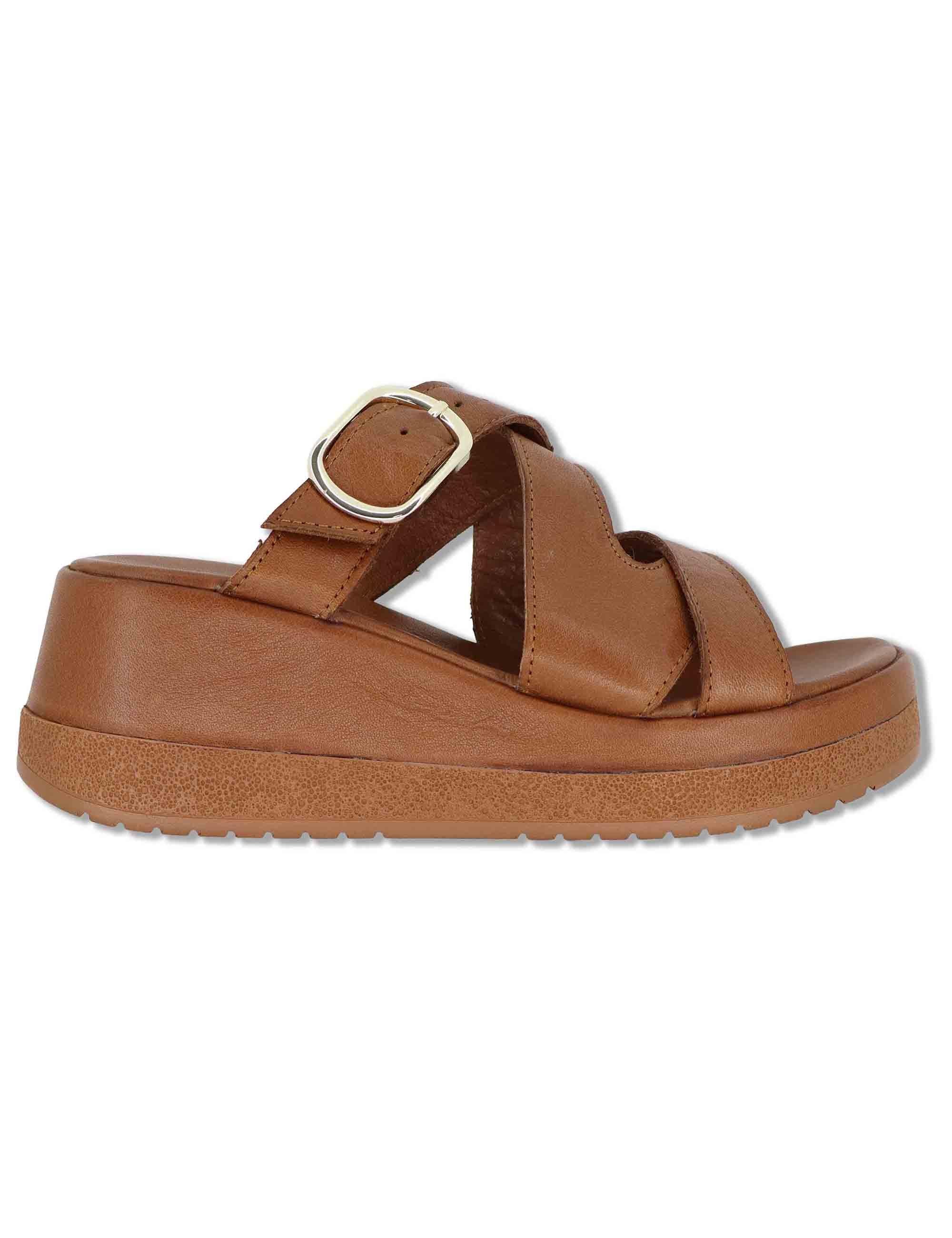 Sandali donna in pelle cuoio con fascette e fibbia e zeppa alta SP261352 014 Spatarella 