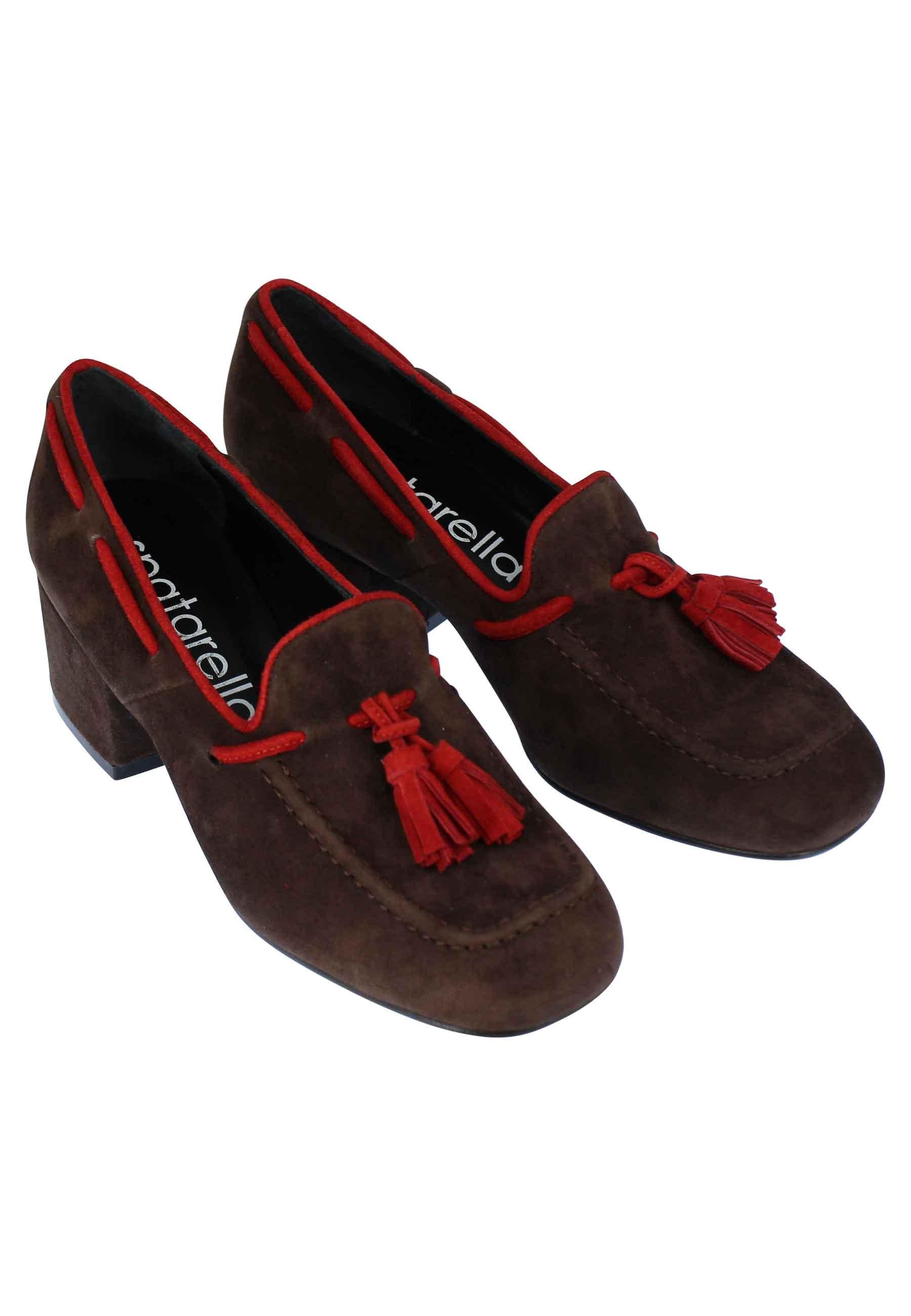 Mocassini donna in camoscio marrone con nappine in contrasto punta tonda SR573 013 Spatarella 