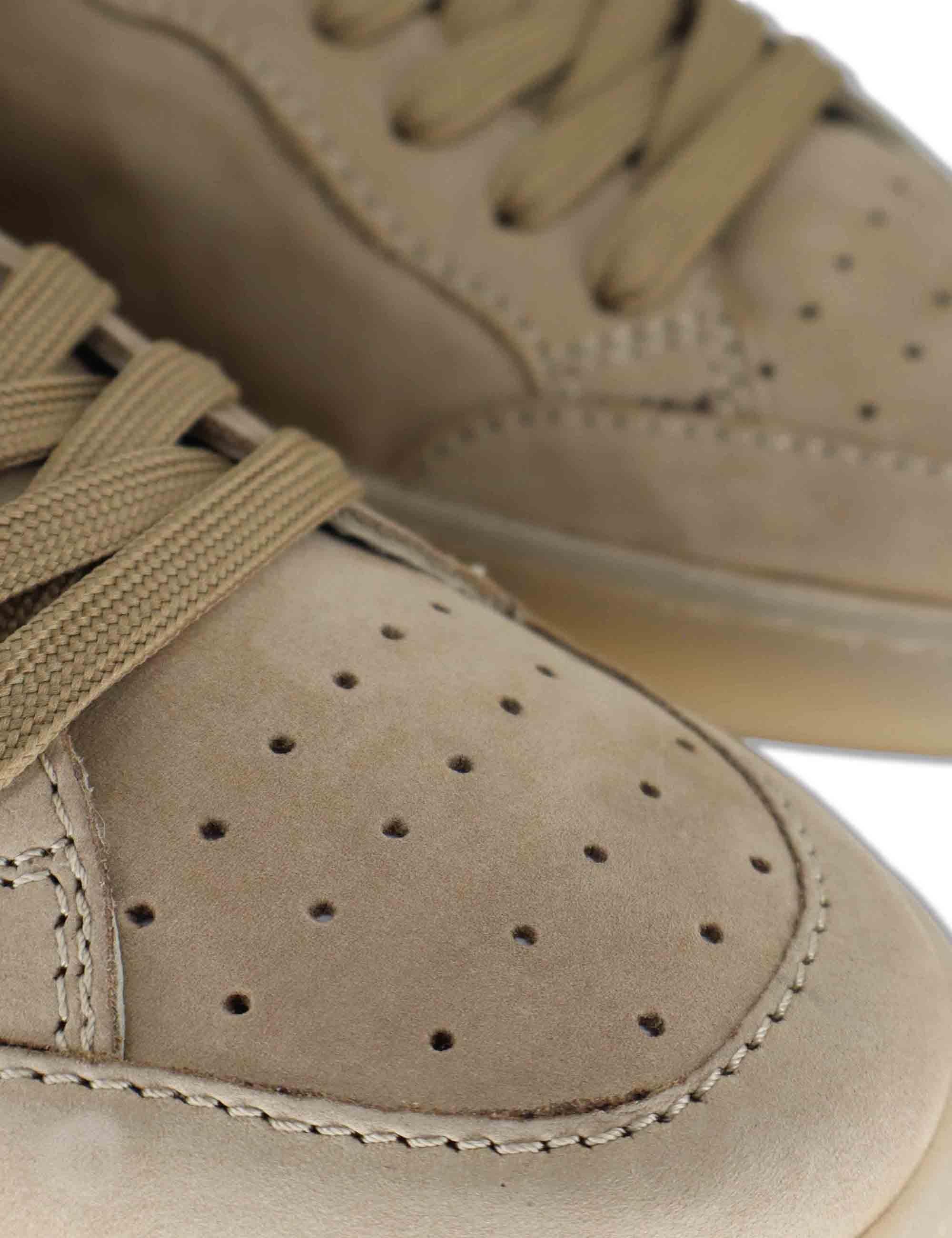 Sneakers uomo in pelle taupe soft con sotto piede morbido MS600R37 500125 Vueva 