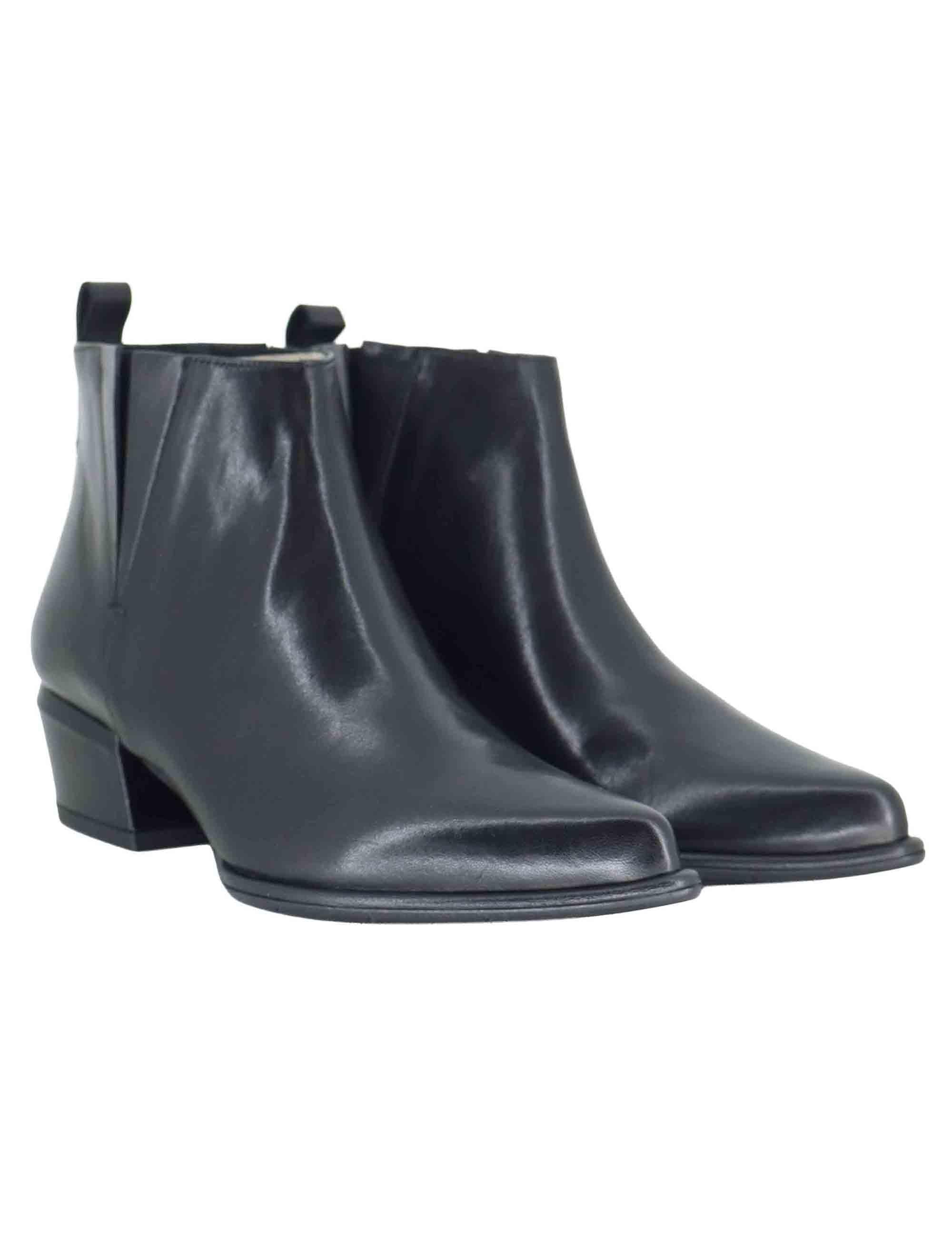 Stivaletti texani donna in pelle nera con tacco basso SP1065 001 Spatarella 