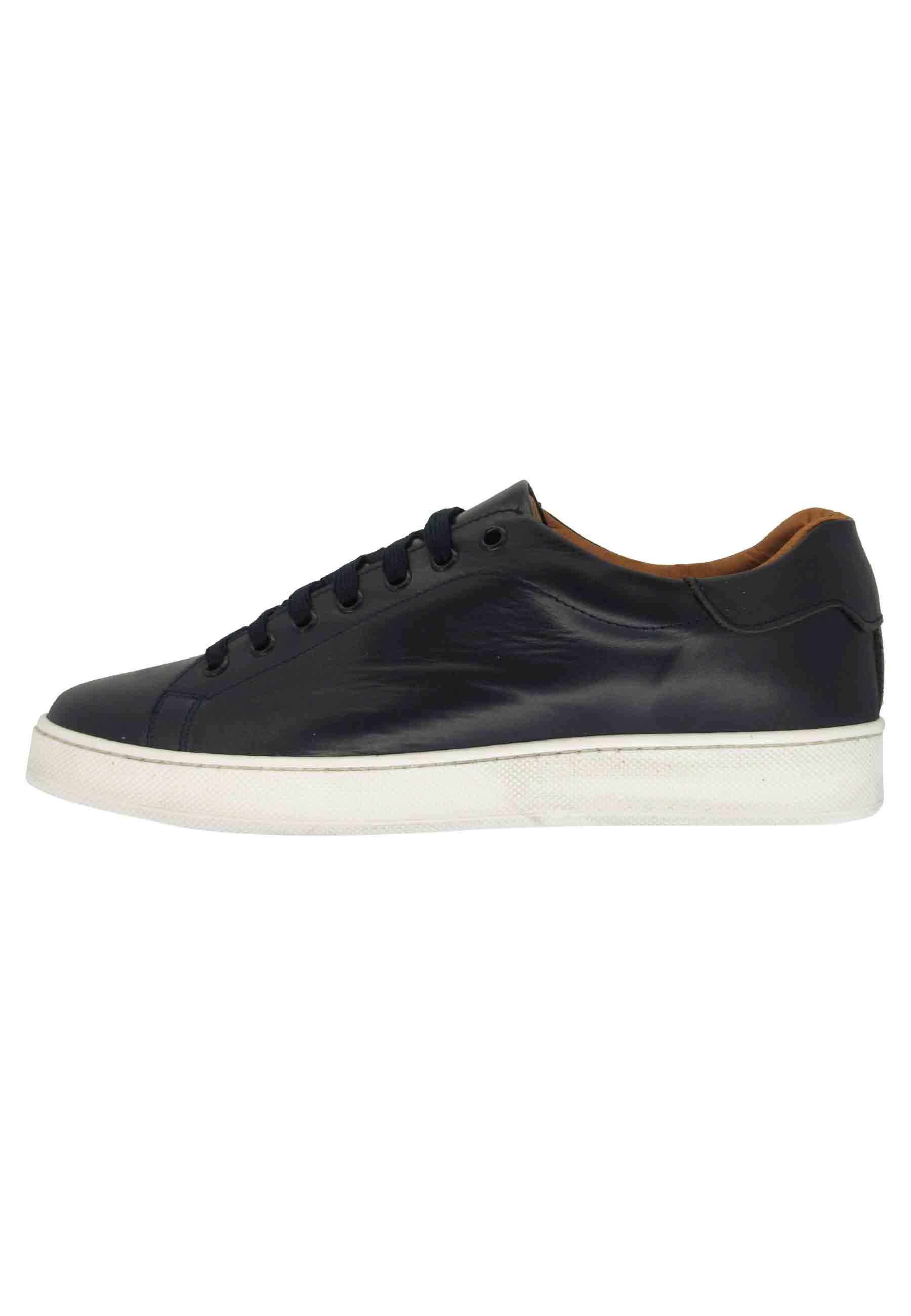 Sneakers uomo in pelle blu con fondo in gomma 2011 P002 Spatarella 