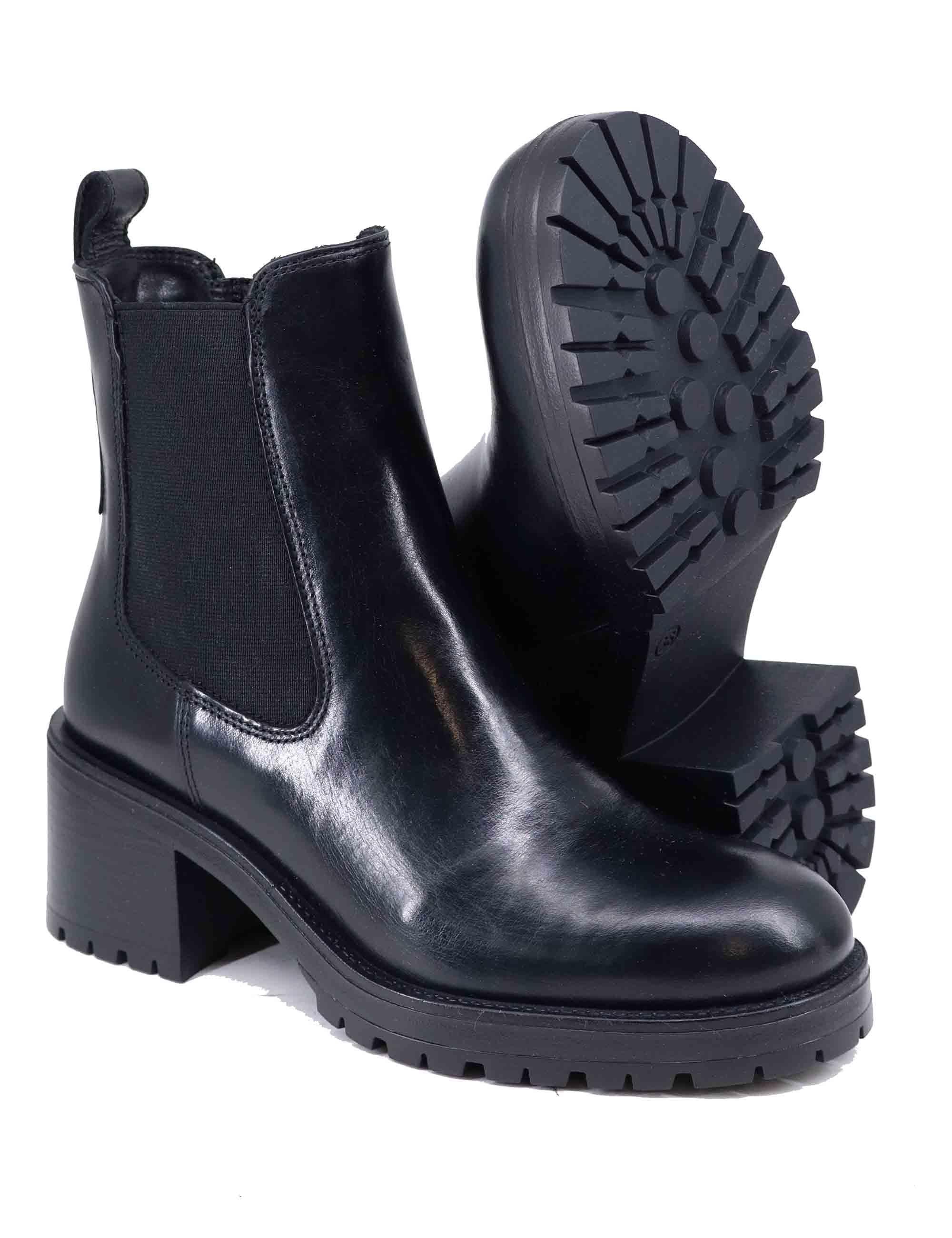 Stivaletti beatles donna in pelle nera con tacco medio 2MAZ200 001 Dei Colli 