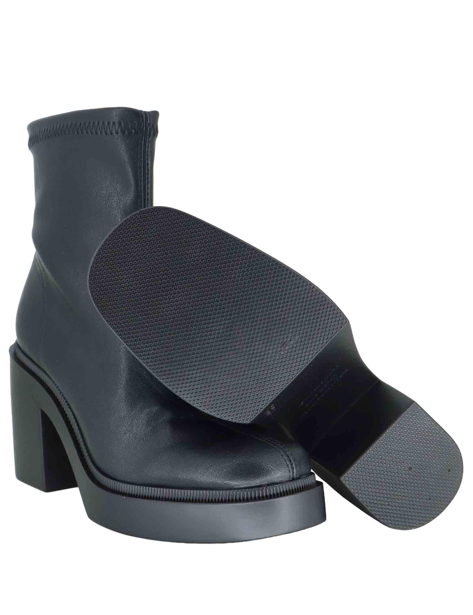 Stivaletti donna in tessuto elasticizzato nero e zeppa alta 78515-64 05 Miss Elastic 