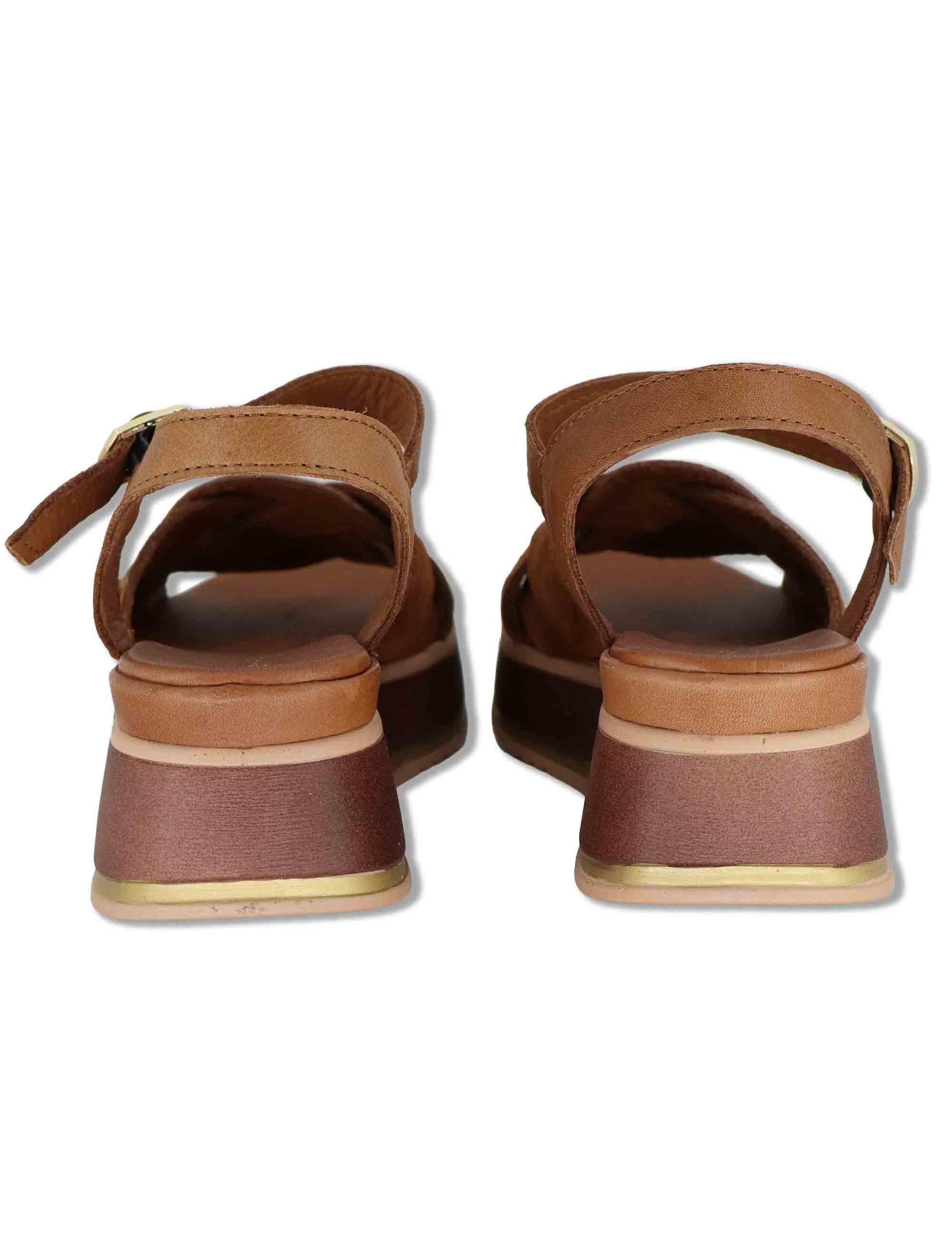 Sandali donna in camoscio cuoio con cinturino alla caviglia e zeppa in gomma SP261325 014 Spatarella 
