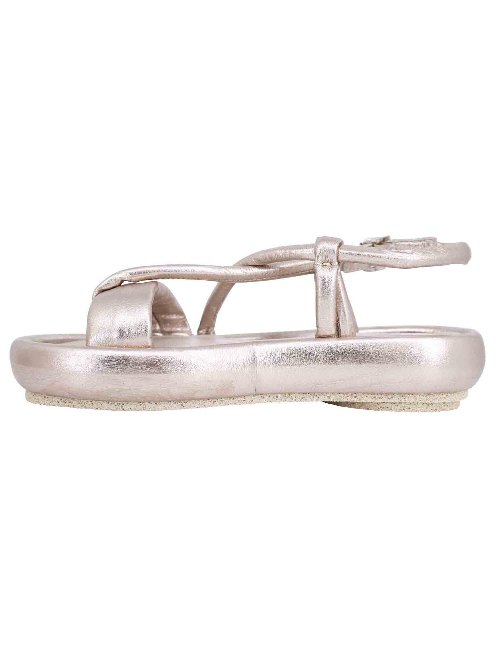 Sandali infradito slingback donna in pelle platino con zeppa bassa BASU 015 Patrizia Bonfanti 