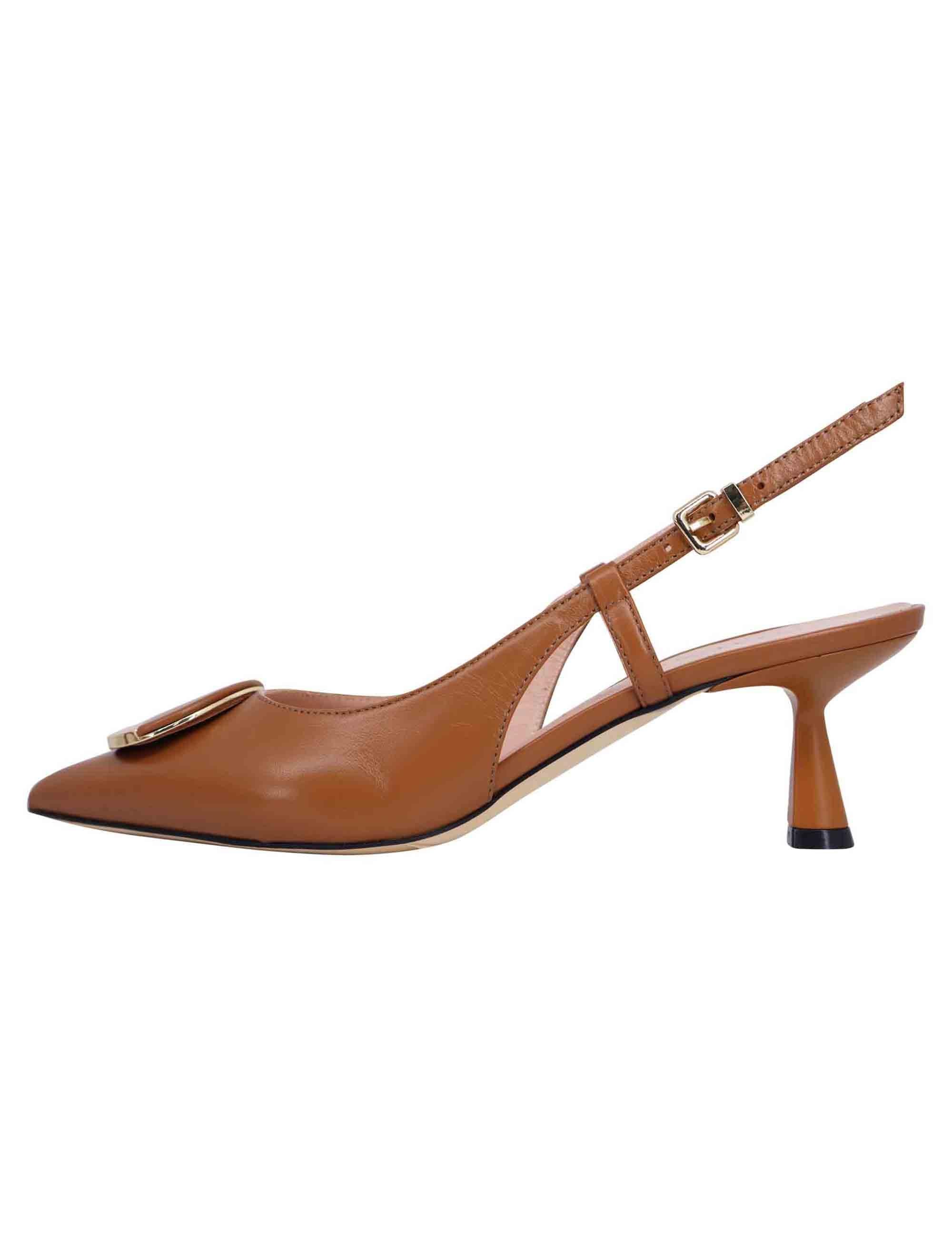 Decollete slingback donna in pelle cuoio con tacco basso e fibbia in oro SP5553 014 Spatarella 