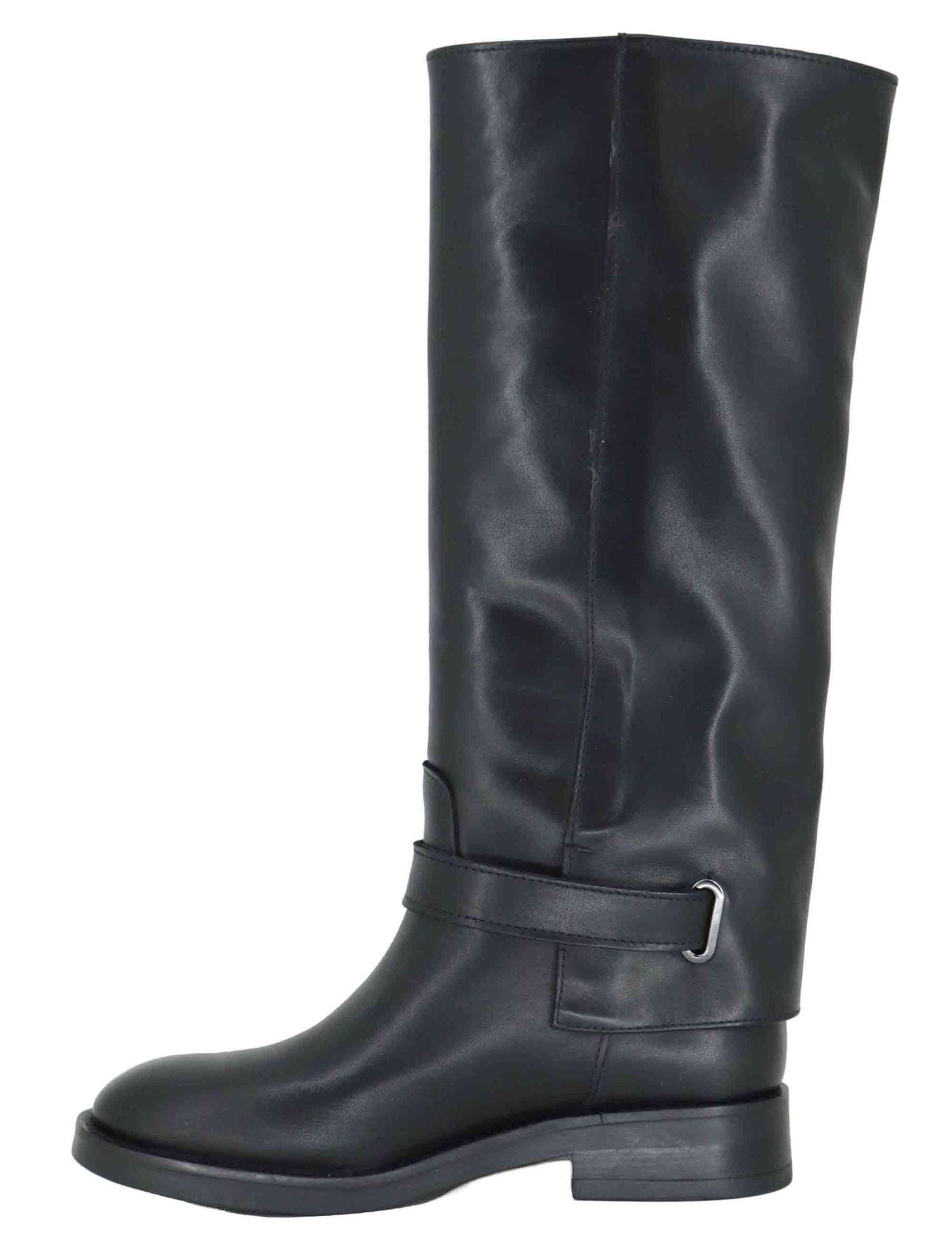 Stivali donna in pelle nera con ghetta cinturino e tacco basso SP109 001 Spatarella 