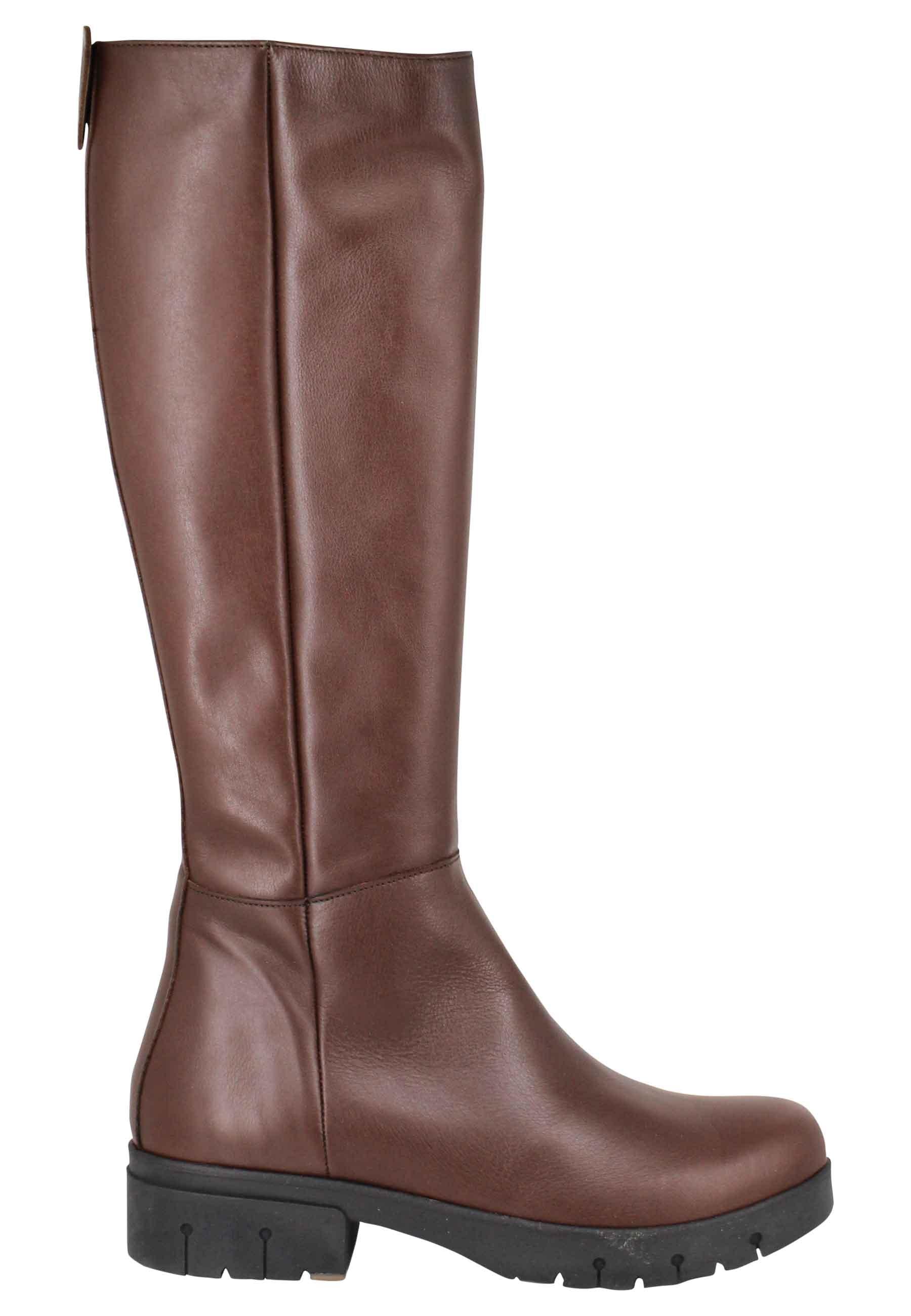 Stivali donna in pelle testa di moro con fondo gomma e zip laterale 01601 014 Manuel Costa 