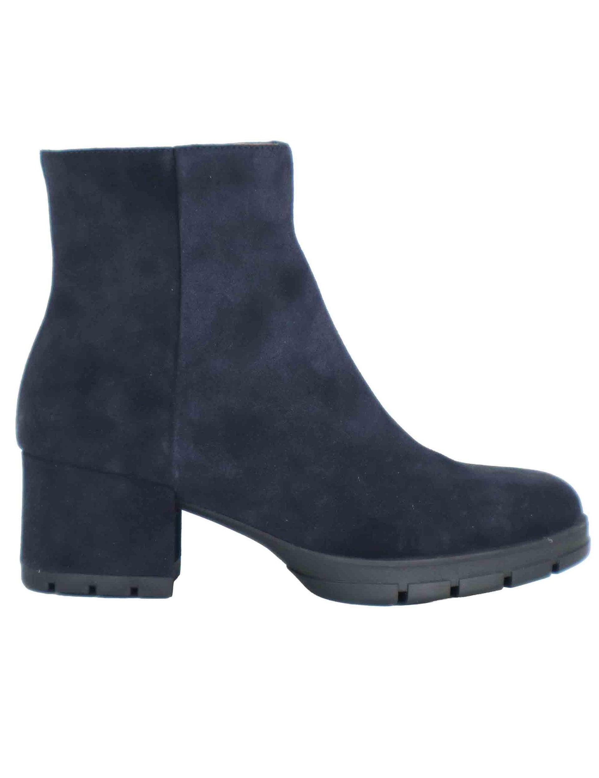 Stivaletti donna in camoscioblu con tacco basso JAYDI BS NAVY Unisa 