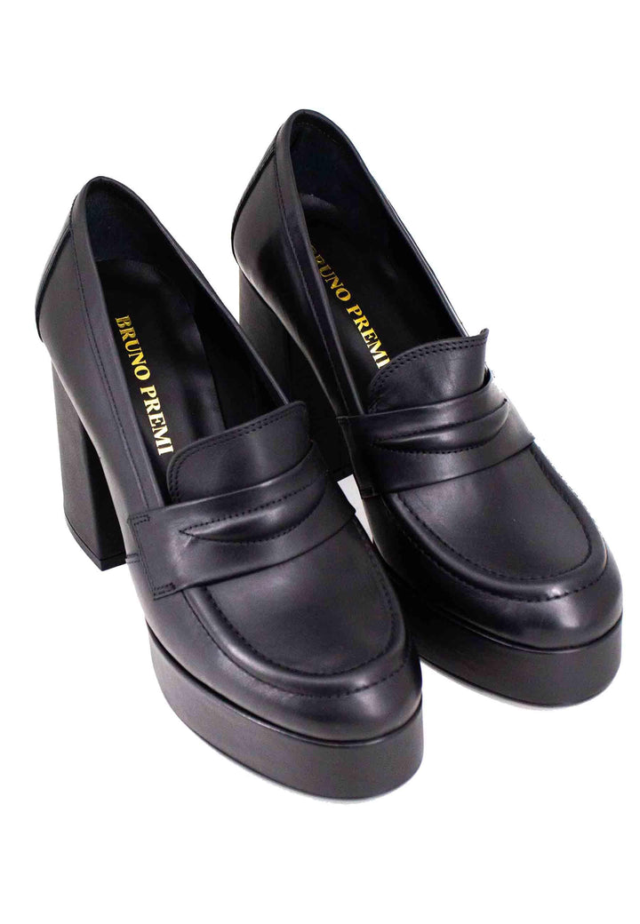 Mocassini donna in pelle nera con tacco alto e plateau BG2101 001 Bruno Premi 