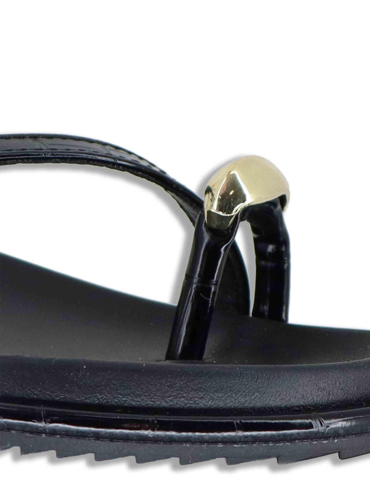 Sandali donna infradito basso in eco pelle nera con anello e bracciale W427A324 1024 Exe 