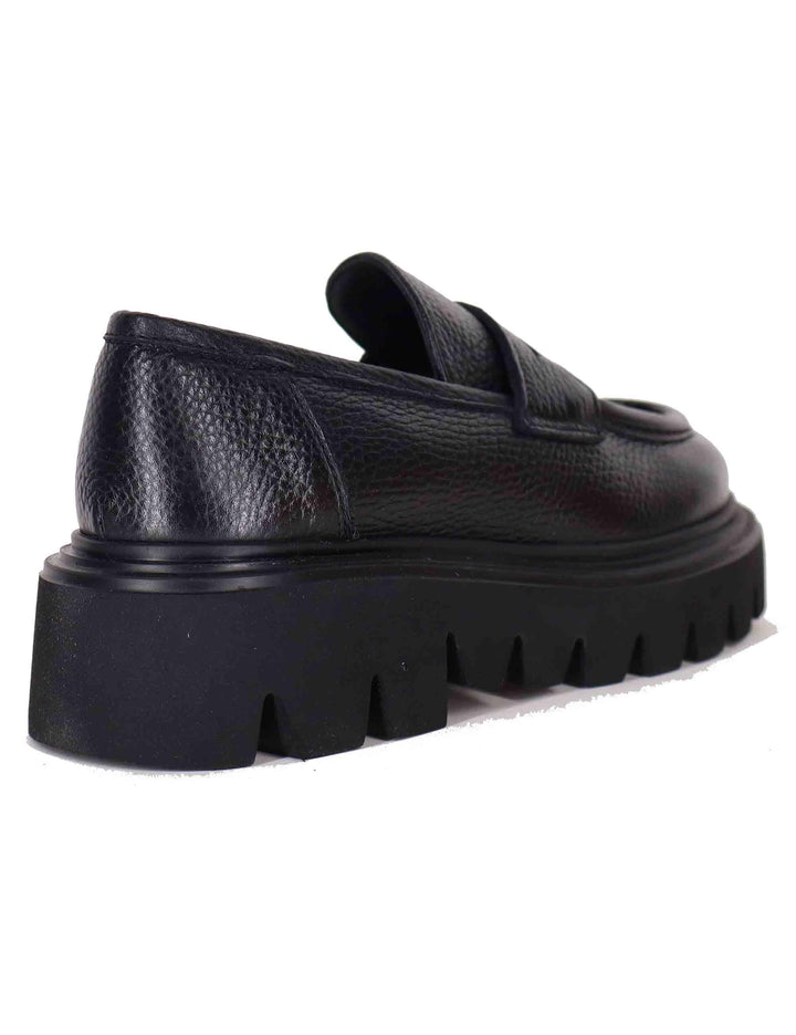 Mocassini donna in pelle nera con suola ultra light SPA110 001 Spatarella 