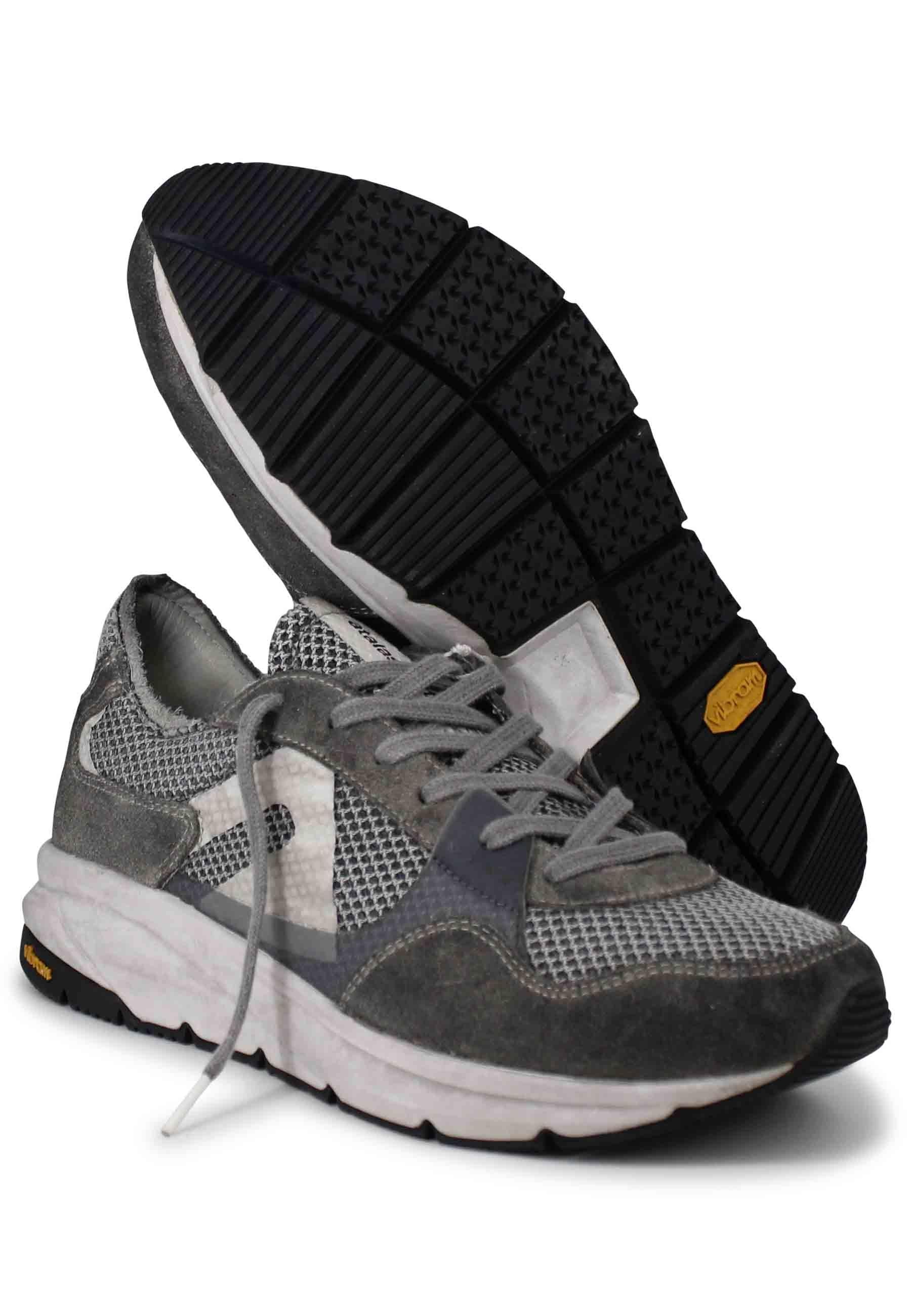 Sneakers uomo in tessuto tecnico grigio con camoscio in tinta e suola vibram 11011 315B Atala 