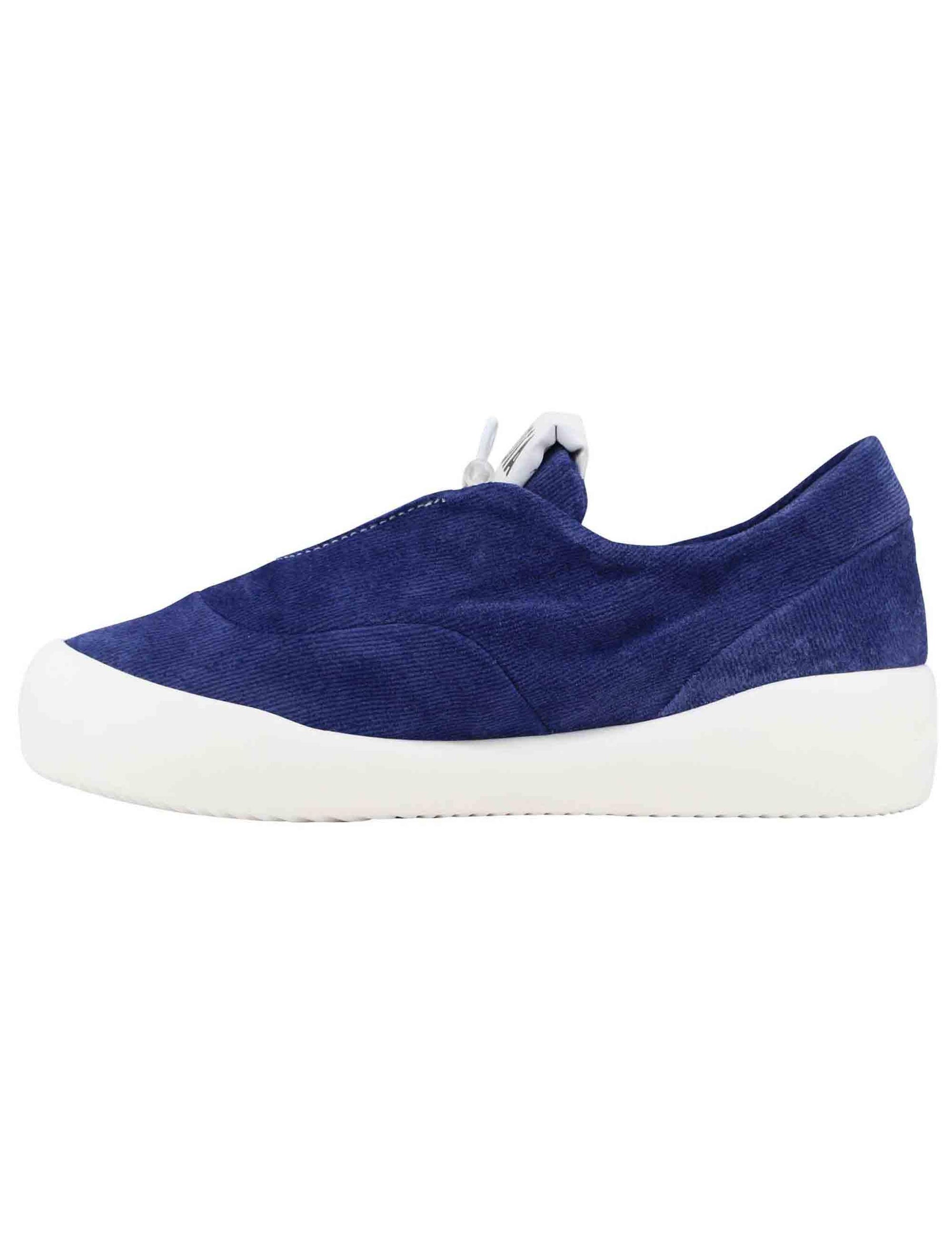 Sneakers donna in camoscio blu con suola in gomma leggera NINA 002 Andia Fora 