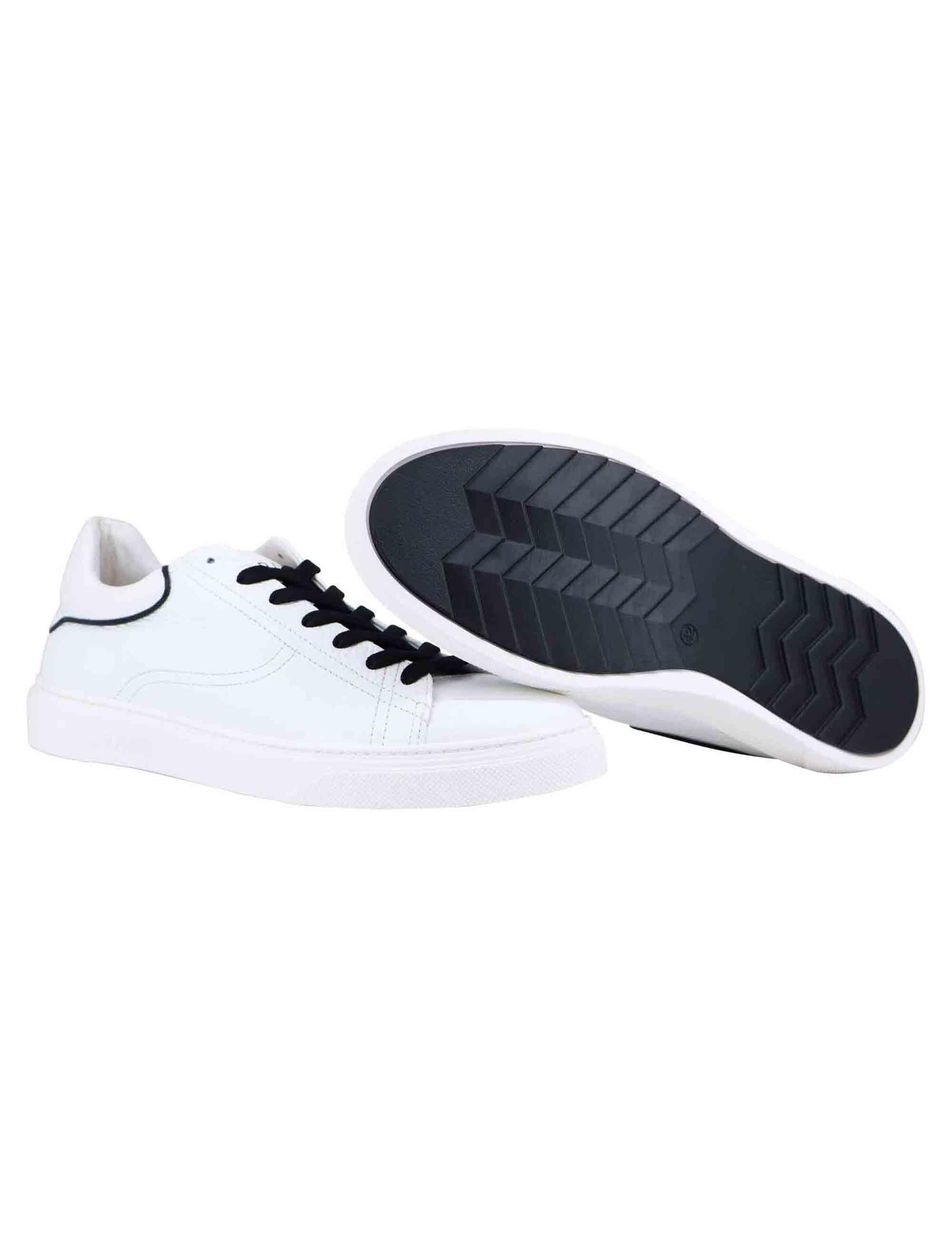 Sneakers uomo in pelle bianca SPSC01 001 Spark for Spatarella 
