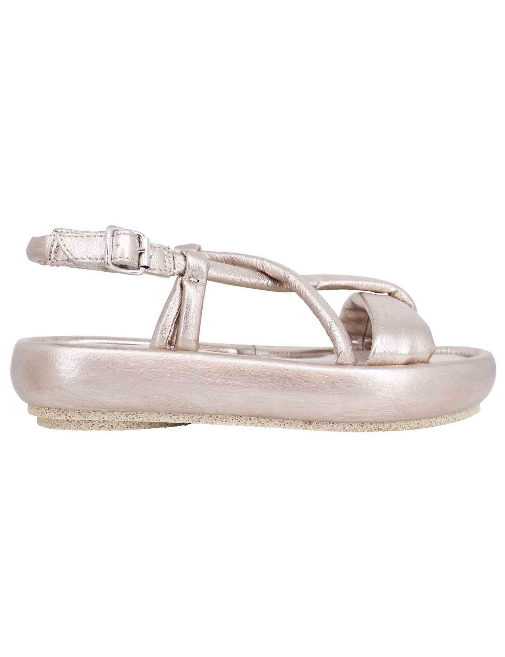 Sandali infradito slingback donna in pelle platino con zeppa bassa BASU 015 Patrizia Bonfanti 