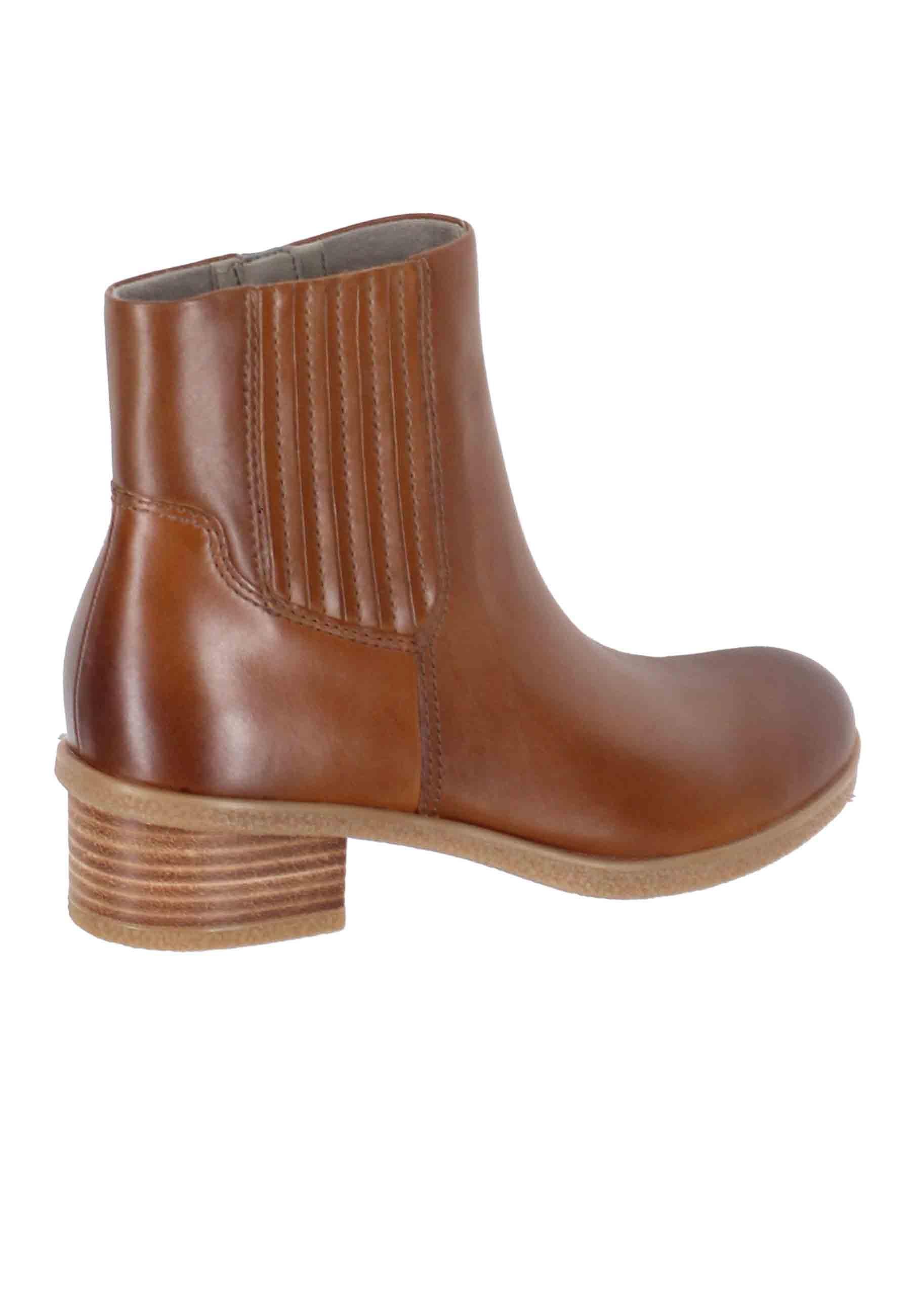 Stivaletti donna whaterproff in pelle cuoio con suola in gomma DAISIE 293 1370300 Dansko 