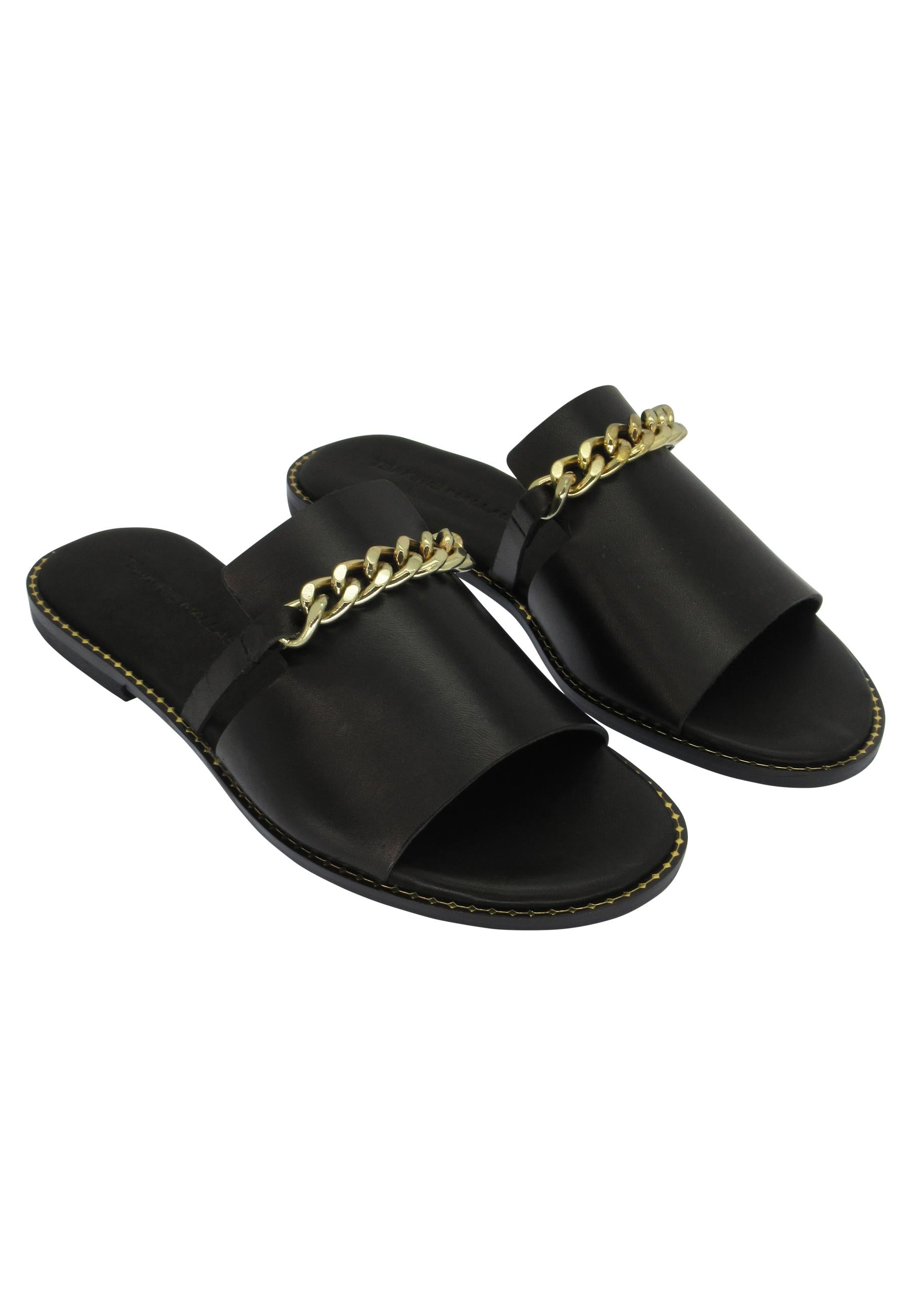 Sandali flat donna in pelle nera con catena oro 610 001 Tsakiris Mallas 