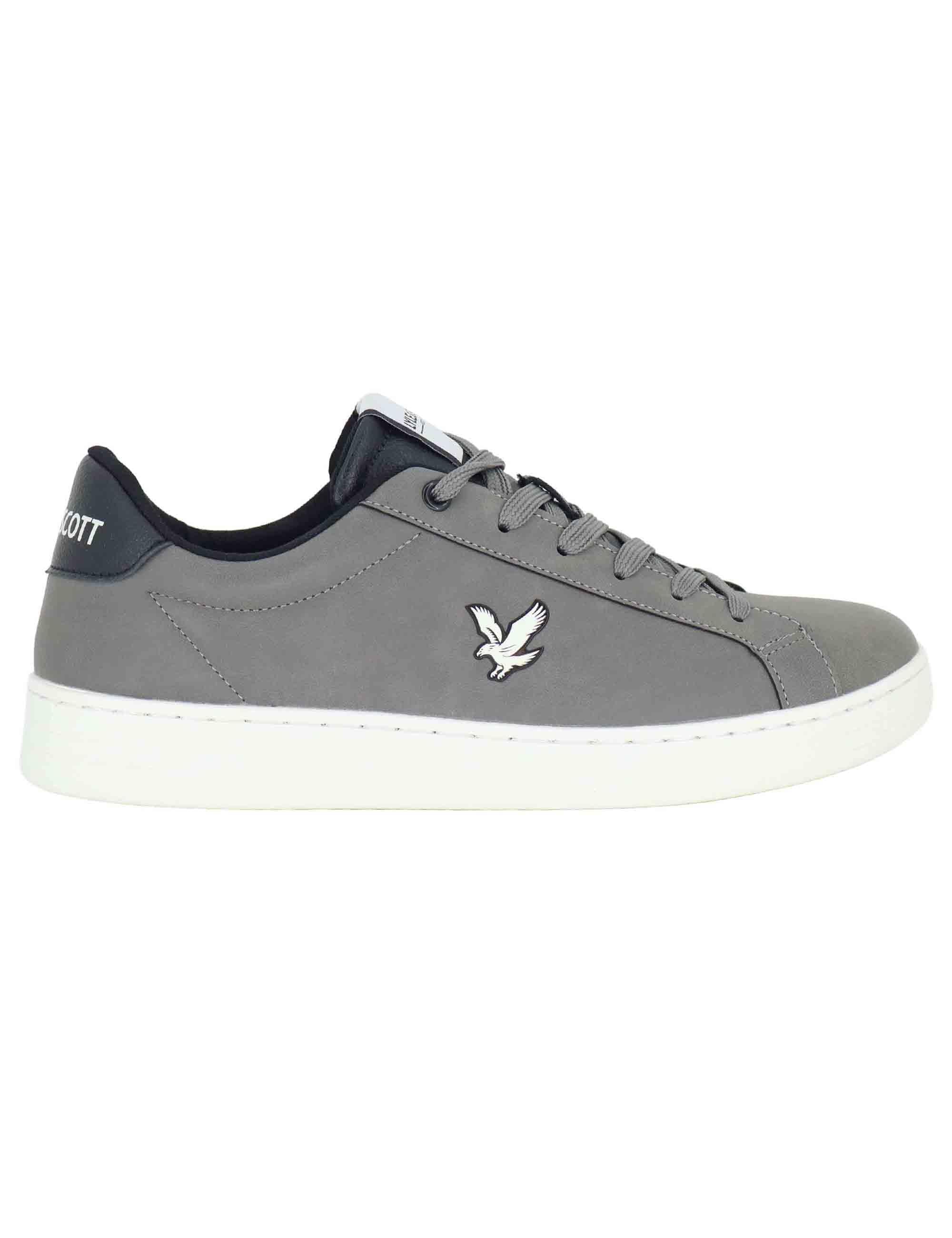 Sneakers uomo in pelle grigia con riporti in contrasto e logo laterale KALEB004 124 Lyle & Scott 