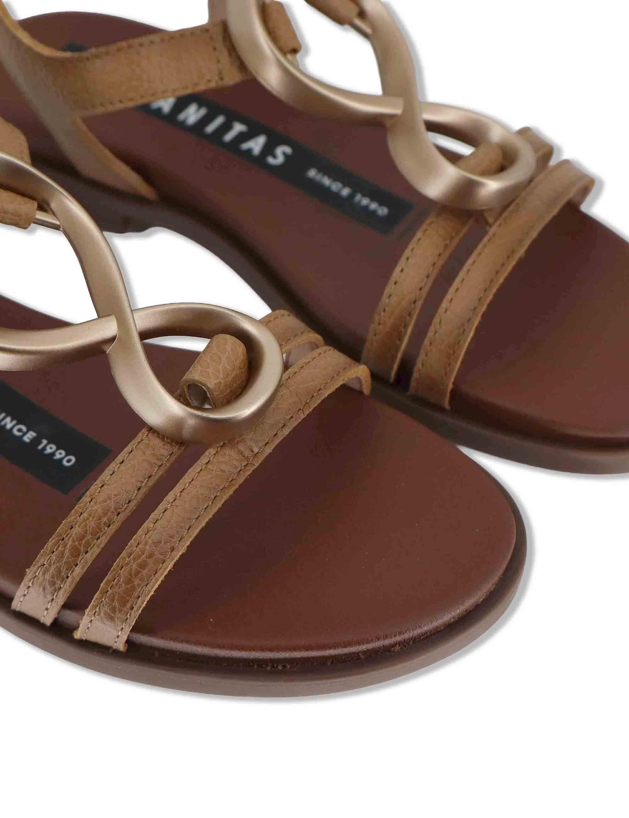 Sandali flat donna in pelle cuoio con cinturino e accessorio brunito HV264765 CUOIO Hispanitas 